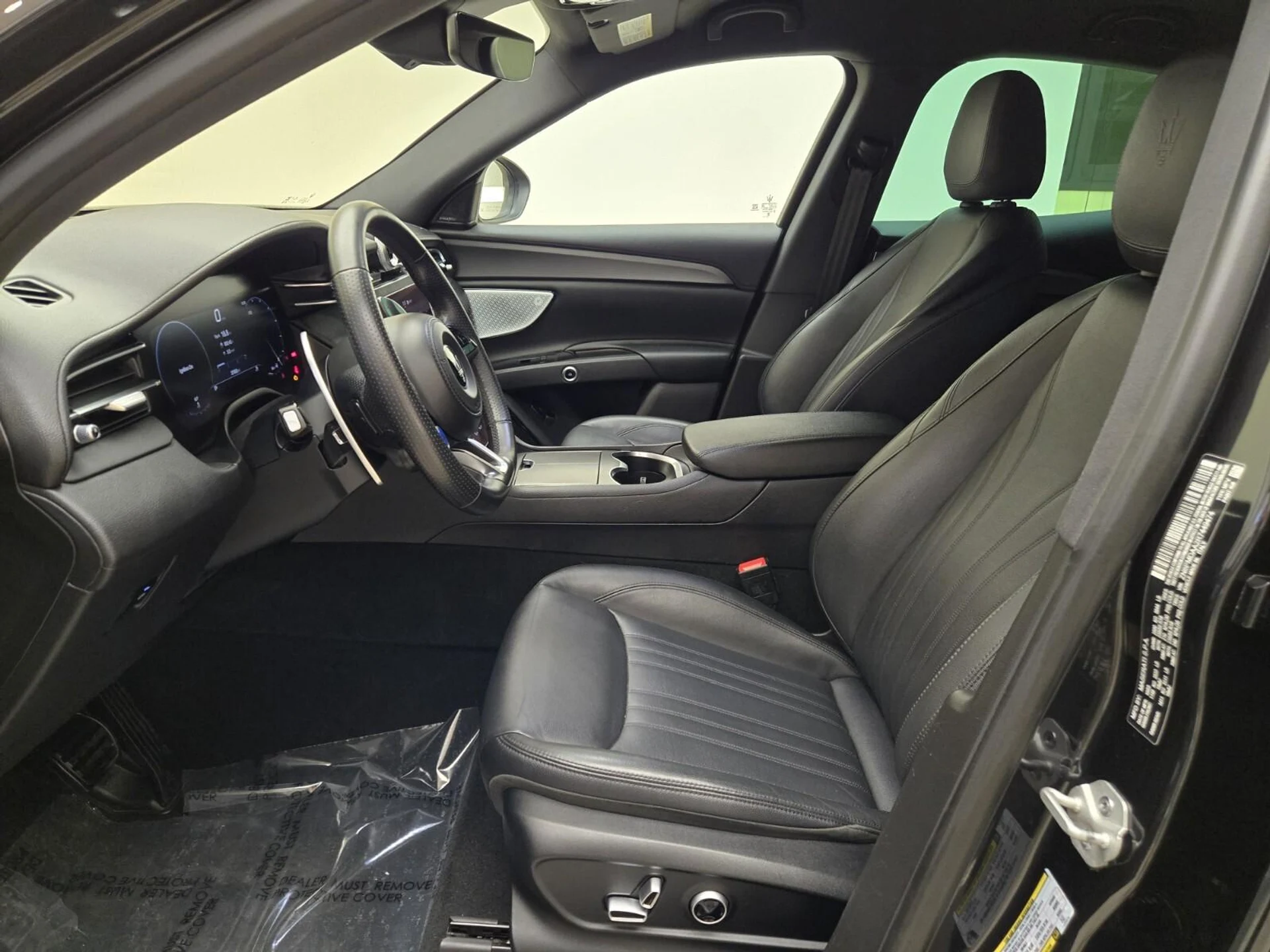 mph016_3167617072_Used_2024_Maserati_Grecale_GT_1765436373_16e9ceb609