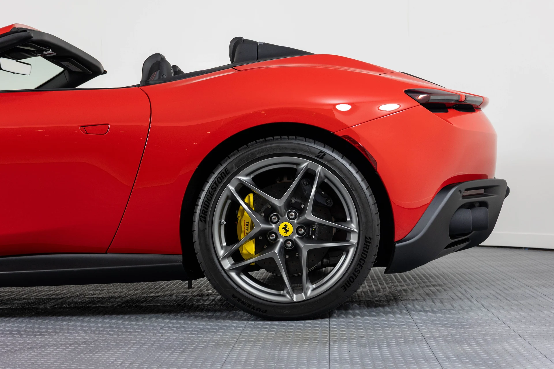 mph016_3174634533_22aa6a54d7da014ef4a1aa49401fba2b_f39952ce51