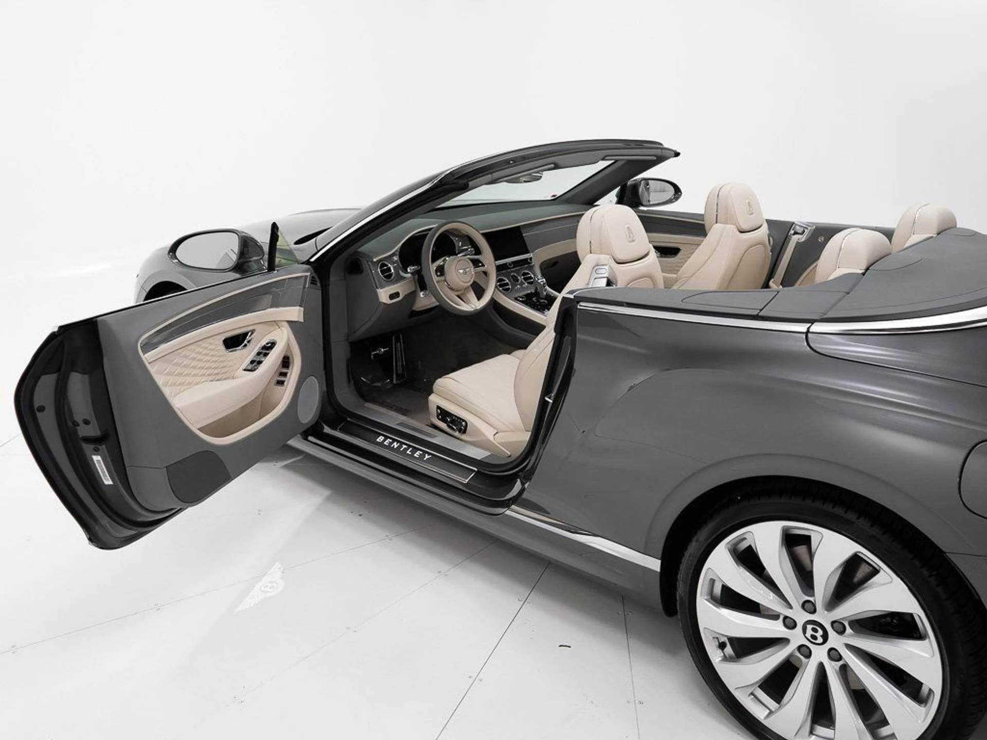 mph016_317957753_95745e6ada6465025a0ae6709ed6804b_713f20766b