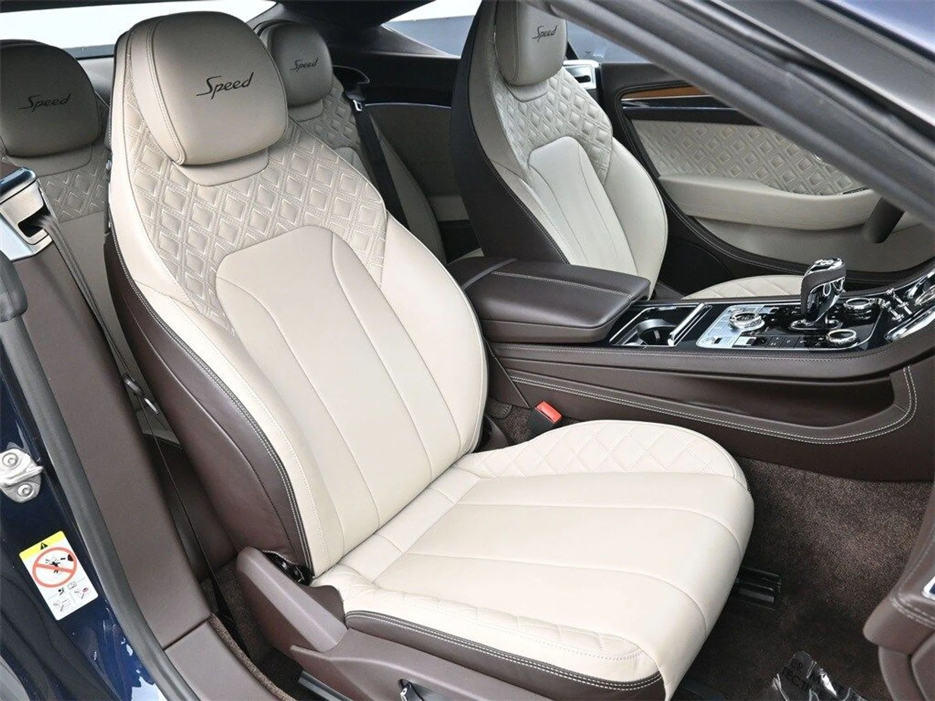 mph016_3185896028_6b856f633910c03ecaaa999dbf3682f4x_0aa505d215