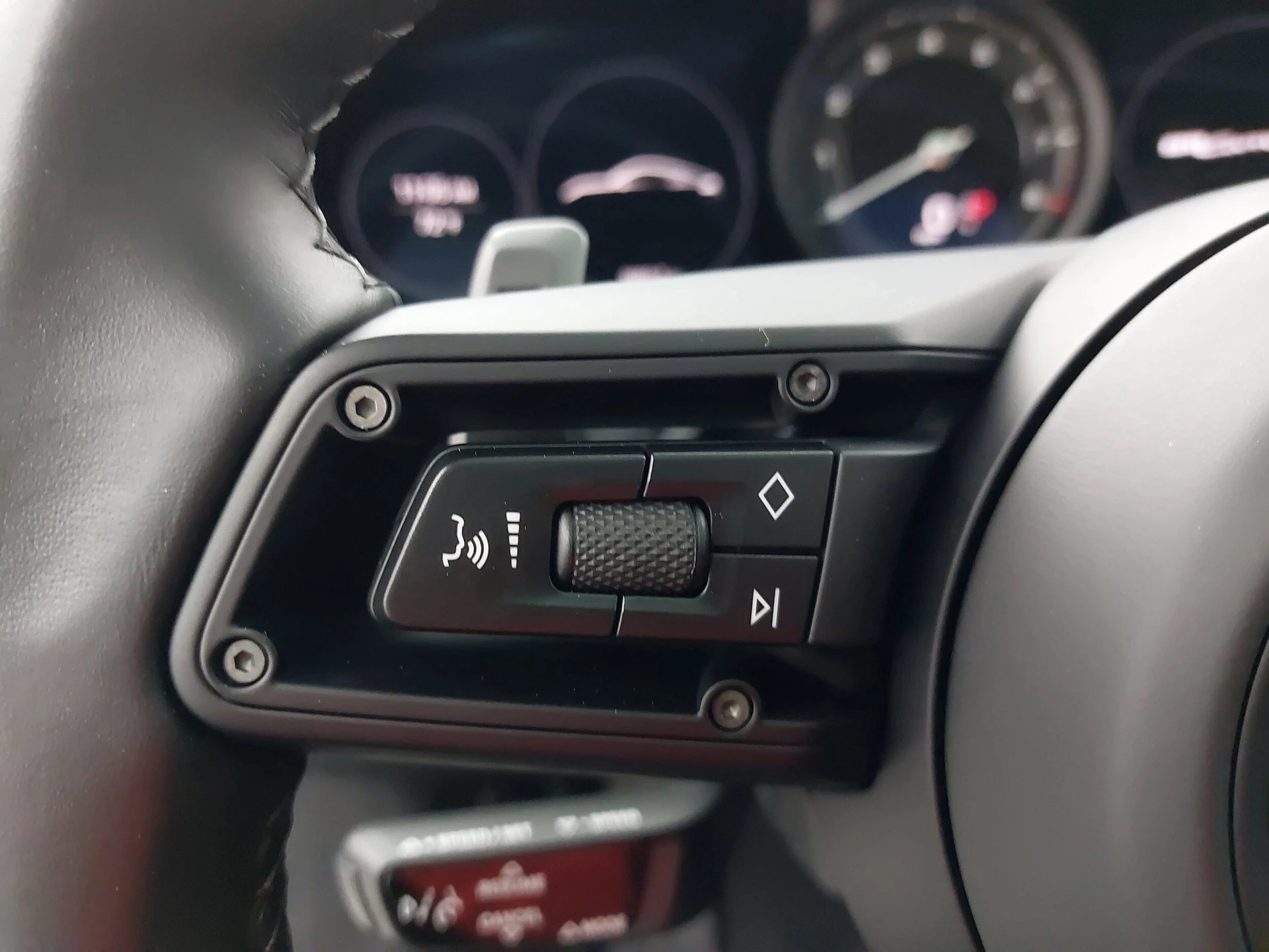 mph016_3189568732_3fe636abb13e5ed7b71b2d440c1c5fc3x_67c26dfd33