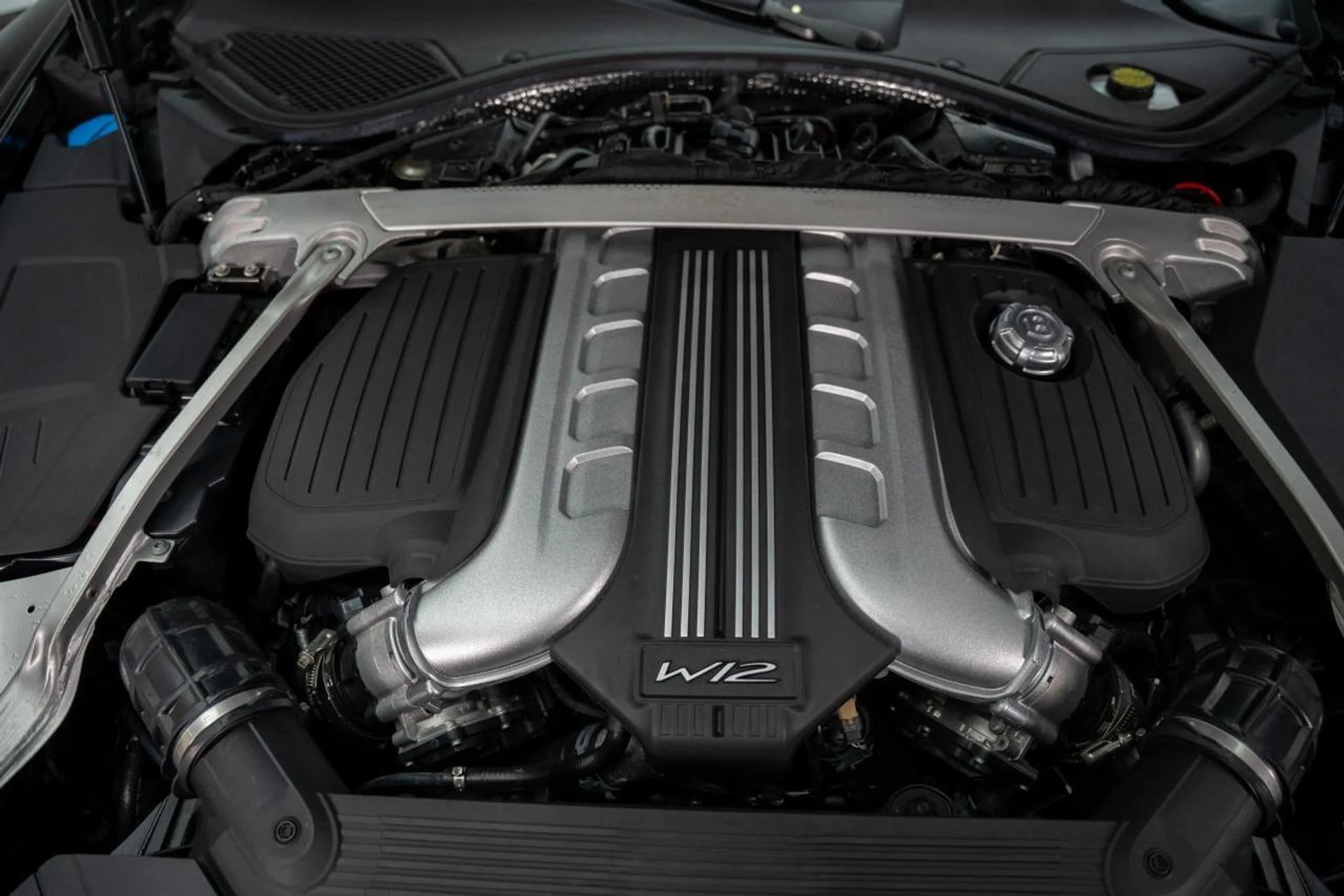 mph016_3193278309_495940ad640e499b17535f2464db4ae2_fb82c69c5b