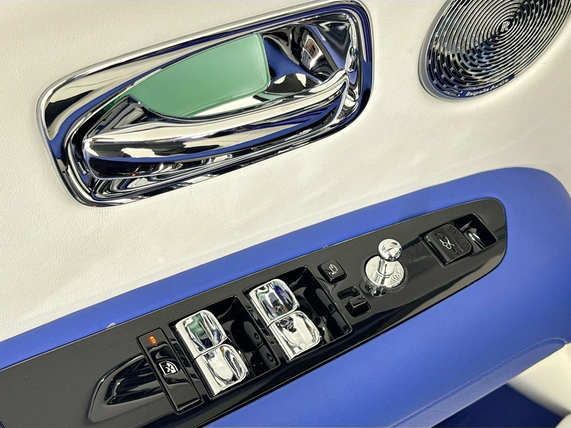 mph016_3197519565_909981678dab241266760d613a78c8f0x_0caa09c5c9