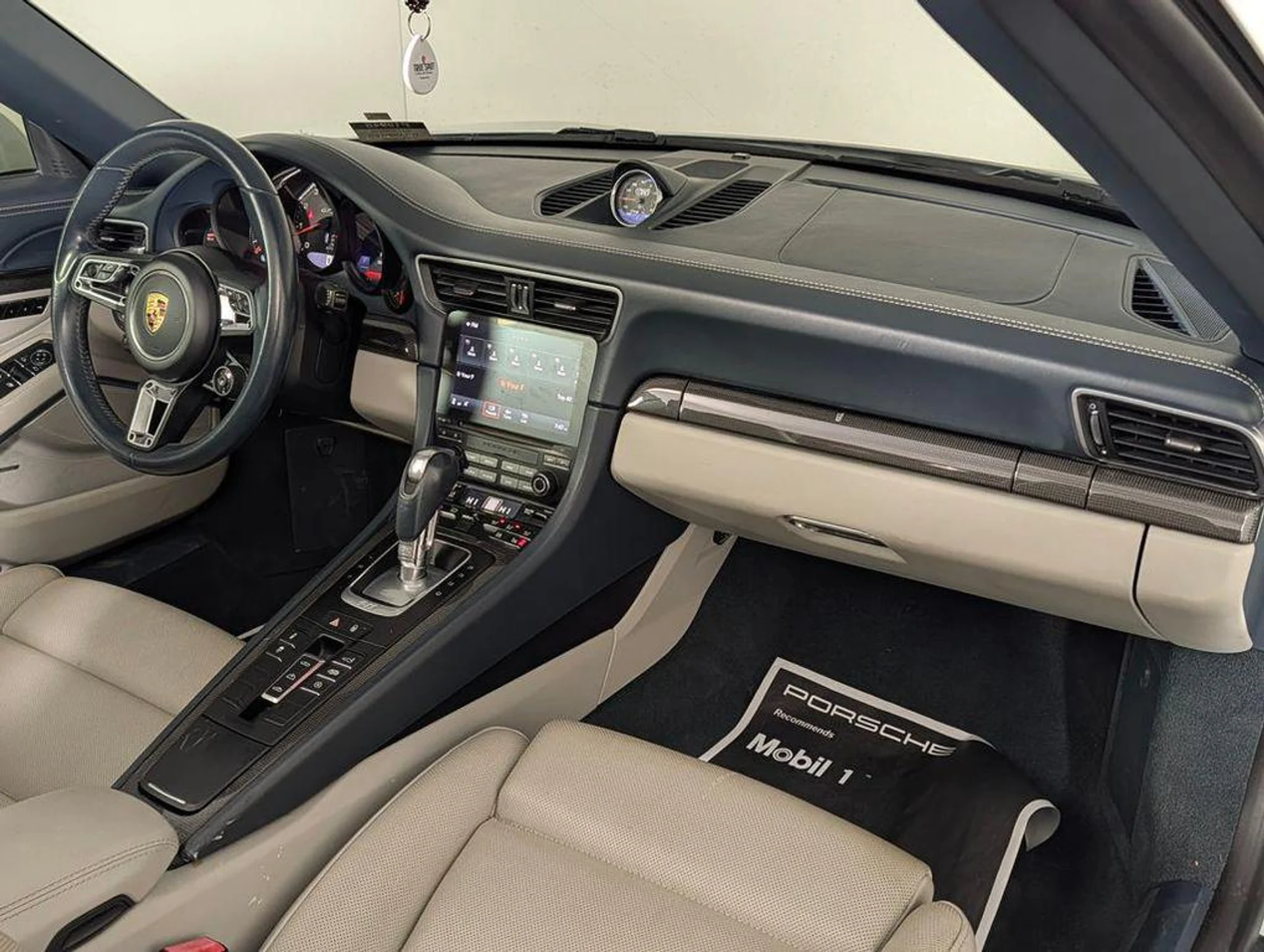 mph016_3200647725_sp2z_HNGI_7_O_Eqg_WIU_Oz_Kw5m_Pfk_I8_f7d6414e66