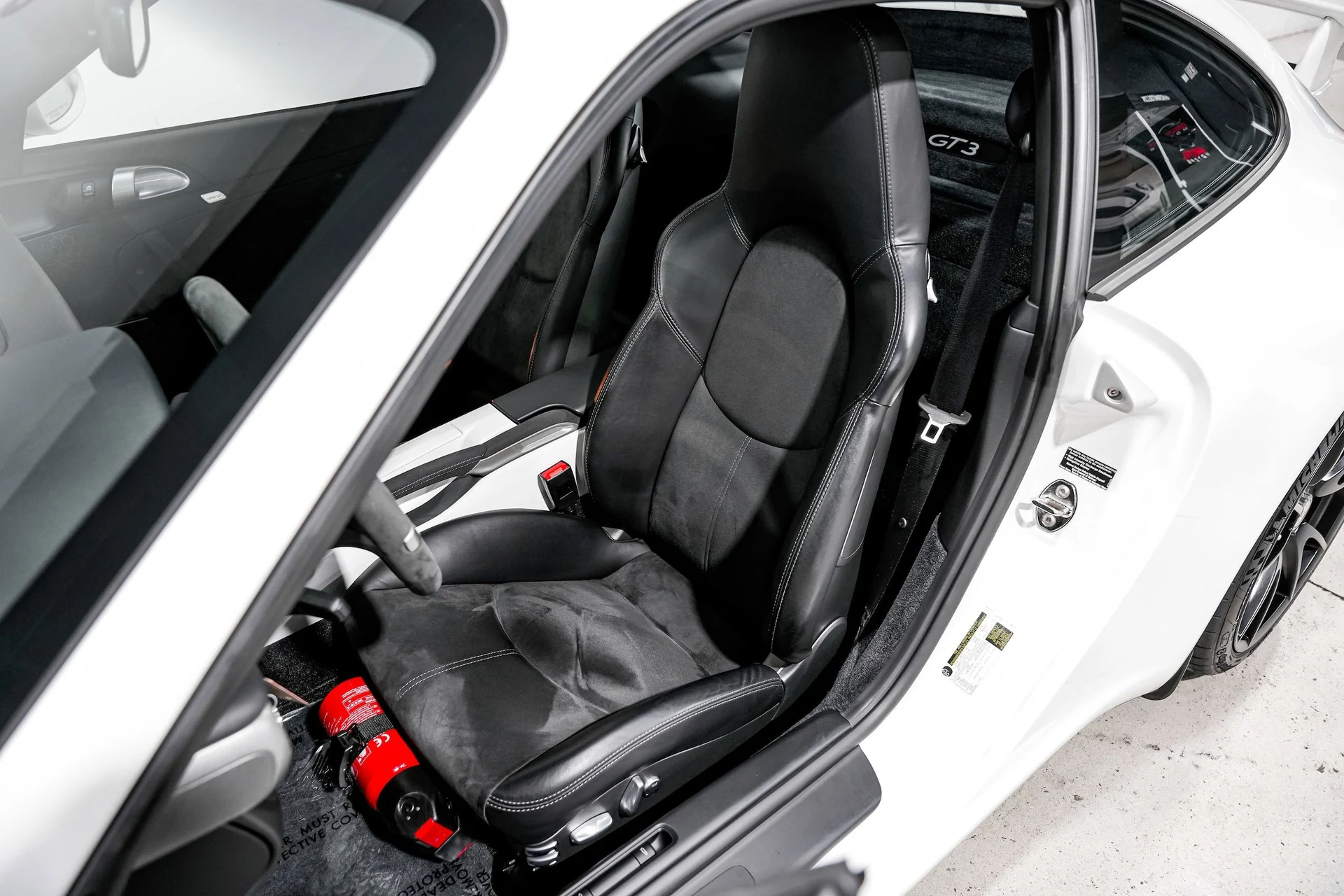 mph016_3202945678_ee6a4a21d9f03be74883af584dff9adfx_5a03848121