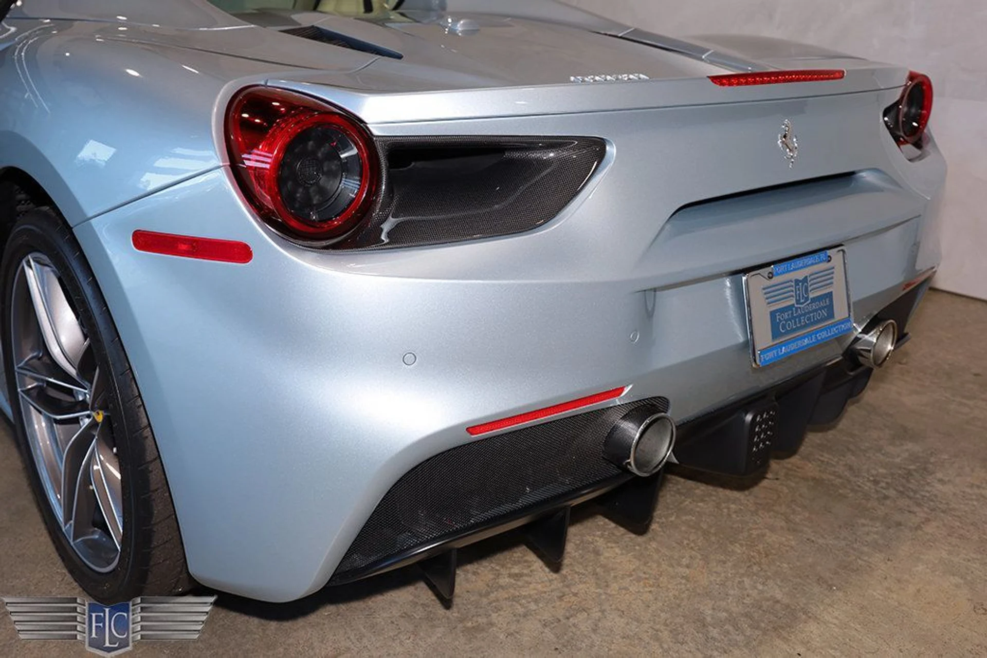 mph016_3205150052_used_2019_ferrari_488_spider_convertible_9689_22967902_17_1024_9d734aff22