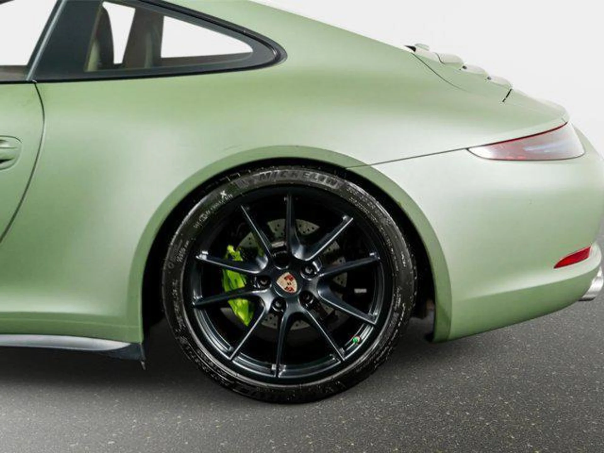 mph016_3214002945_fr4s_ES_8_RY_76_R57_Tng_H1vl_Ye6gww_616c9ef99b