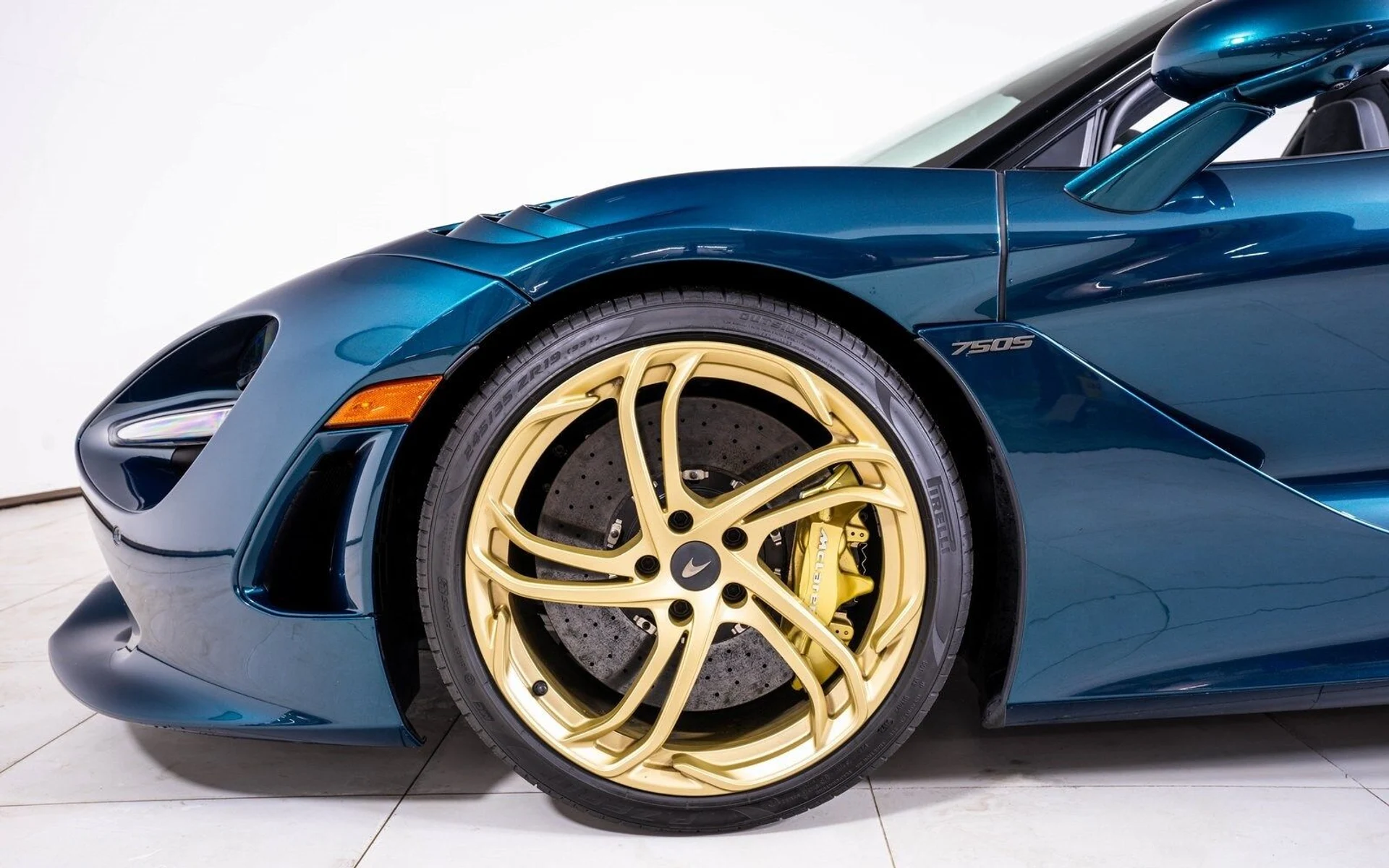 mph016_3216633046_87577602e2287b5cae866030ad5528a7x_9f31b54c40