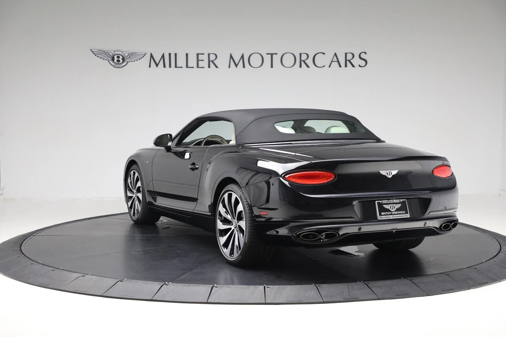 mph016_321769064_New_2024_Bentley_Continental_GTC_Edition_8_d89de61ba5