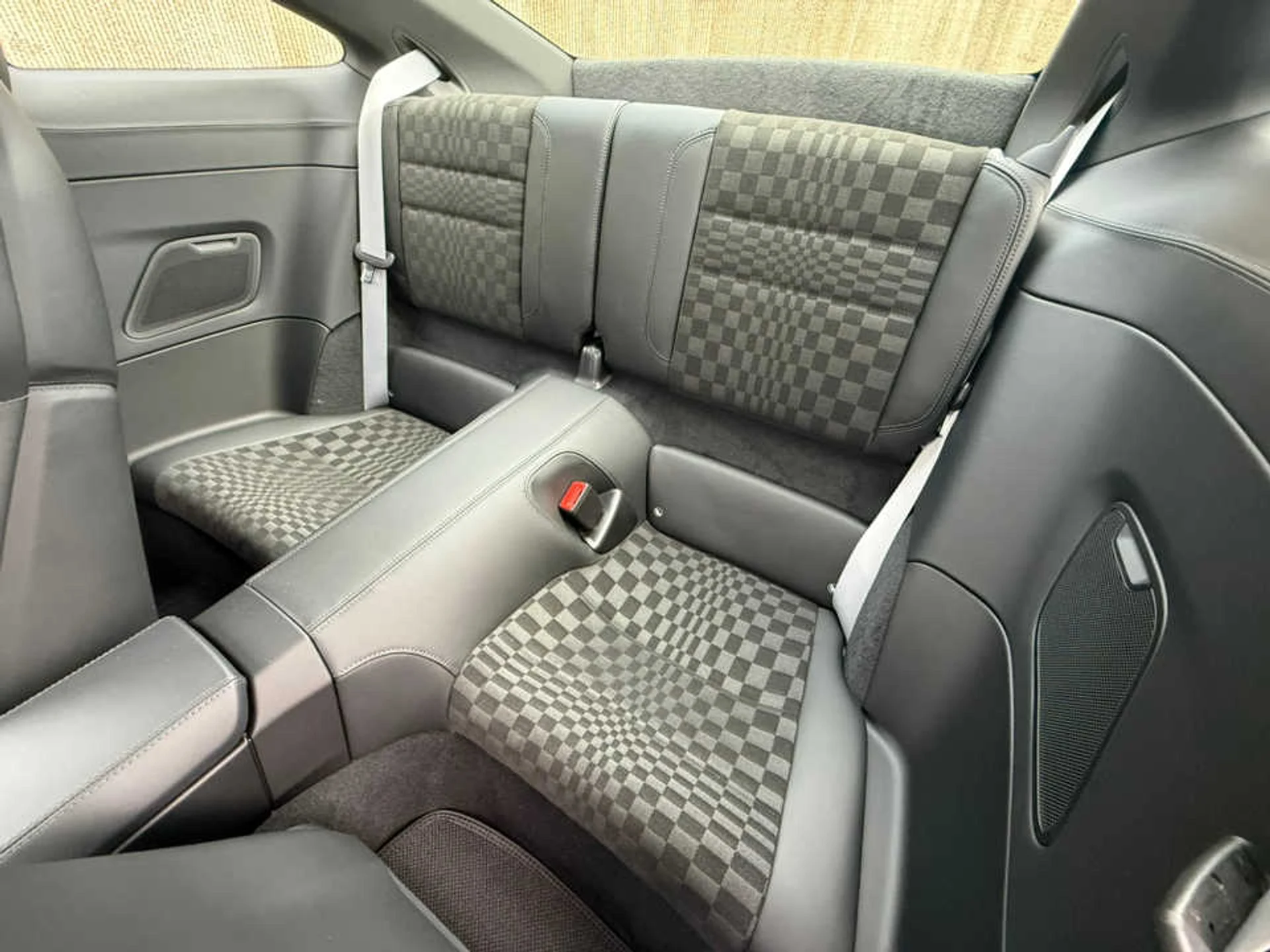 mph016_3220099788_8f8895c5379dc1a38c9fa45d62509897x_66e5966efe