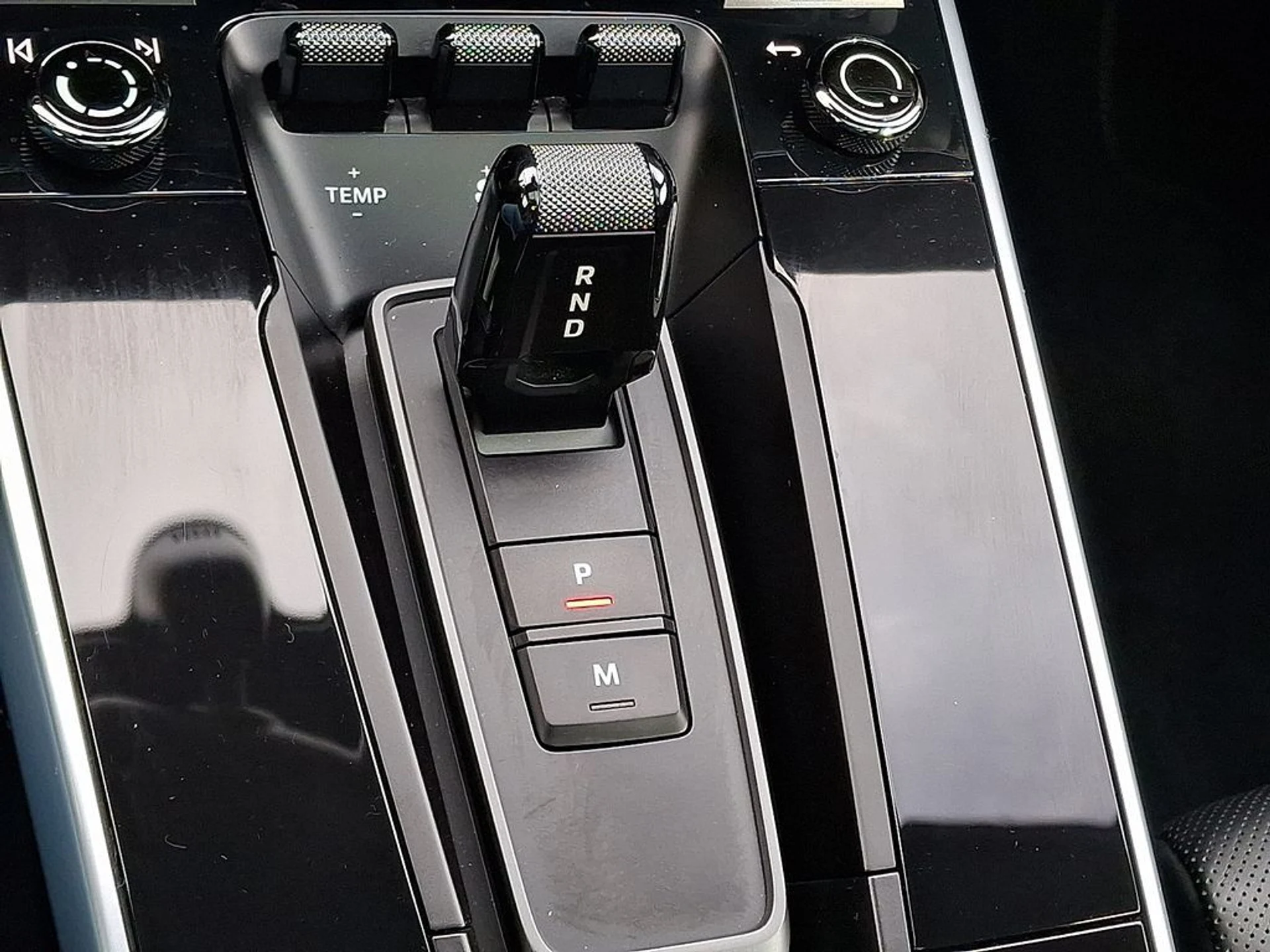 mph016_3220913194_03d0c3509585bc6528487f48297b823dx_c45cace801