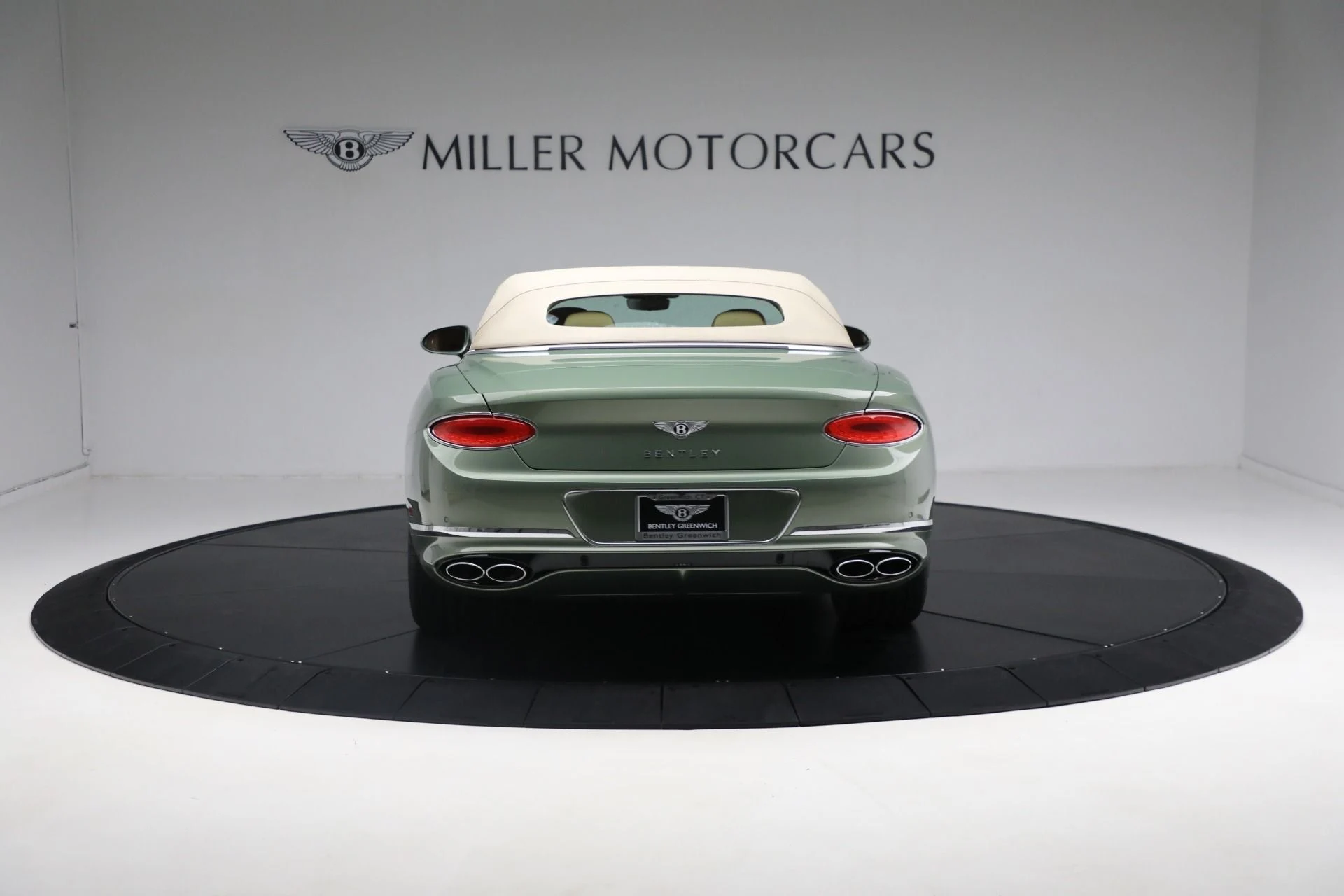 mph016_3223748849_New_2024_Bentley_Continental_GTC_V8_aed86f157e