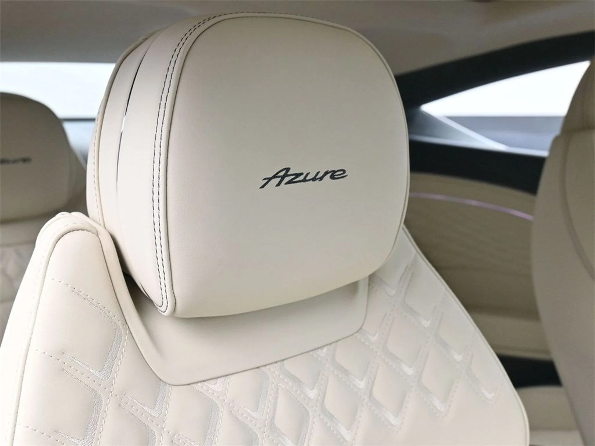 mph016_3225632178_d689c73284d7fcd44d7ef3ff3696d37ex_7274b4bb0d