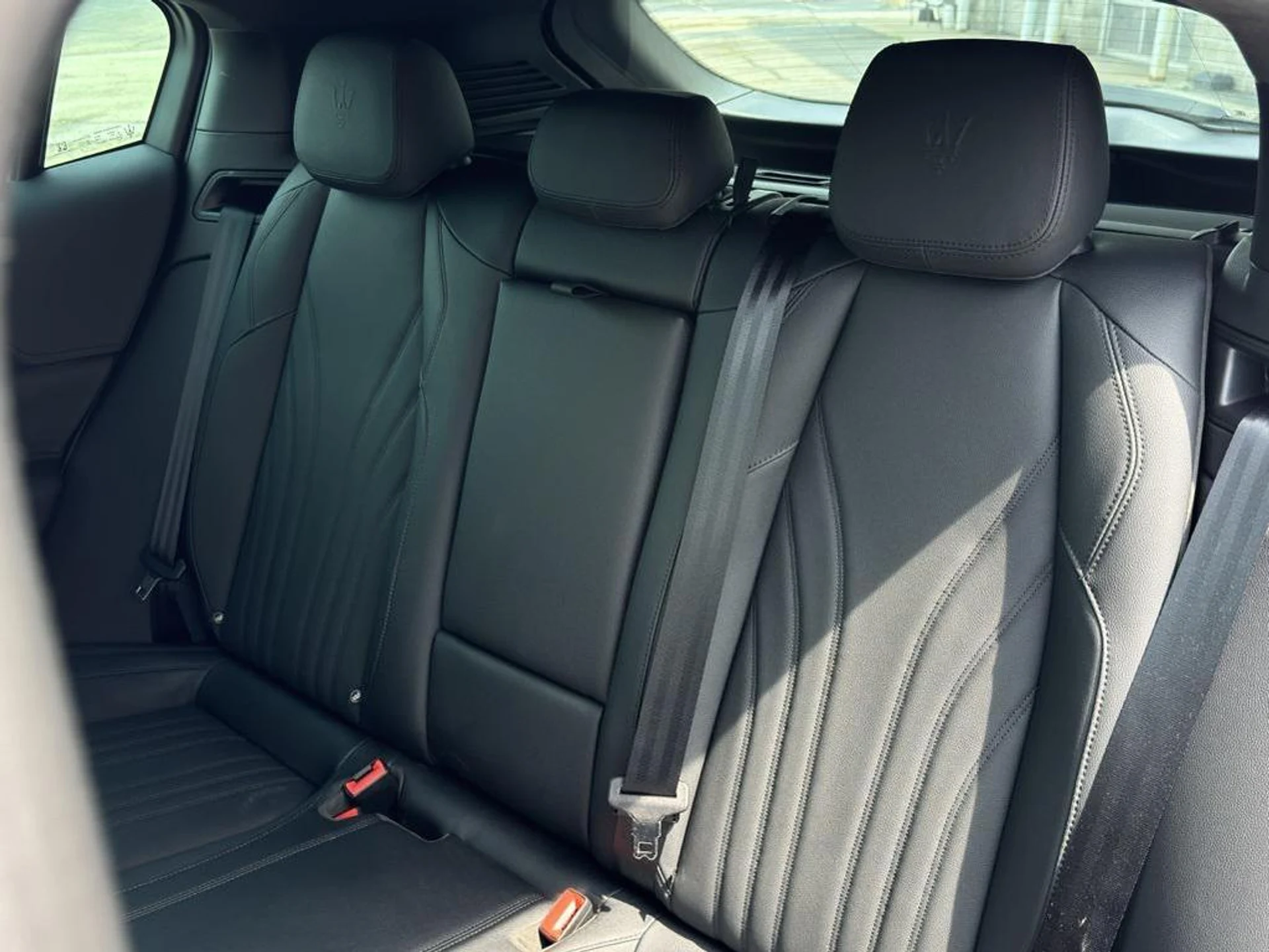 mph016_3235847265_tbdu_RKSGIUR_Zcyxq7_S_Zv4_Il3zz_Q_b4216cd4e5