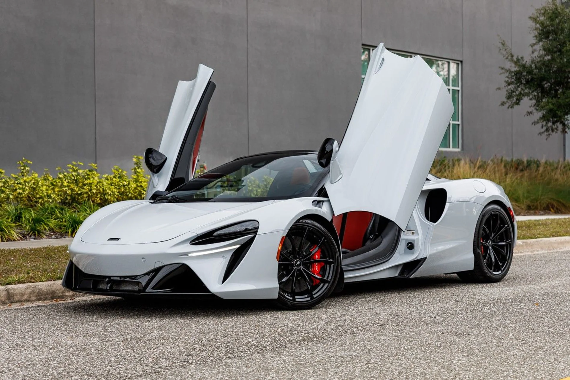 mph016_3238915138_446_p17_l_94d55c7ddf