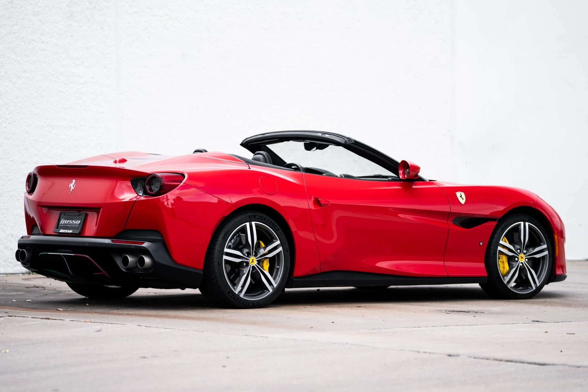 mph016_3243824766_Used_2019_Ferrari_Portofino_1768420452_3170892b76