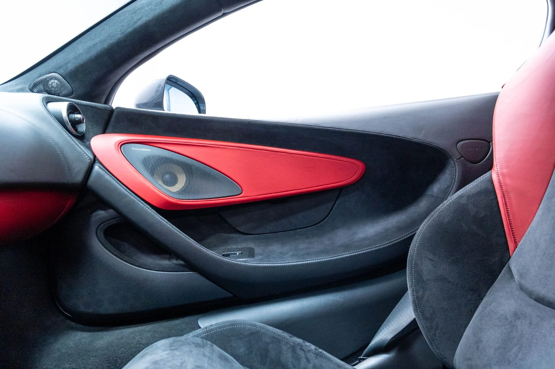 mph016_3251111158_Used_2019_Mc_Laren_570_S_1783628285_95433e0f82