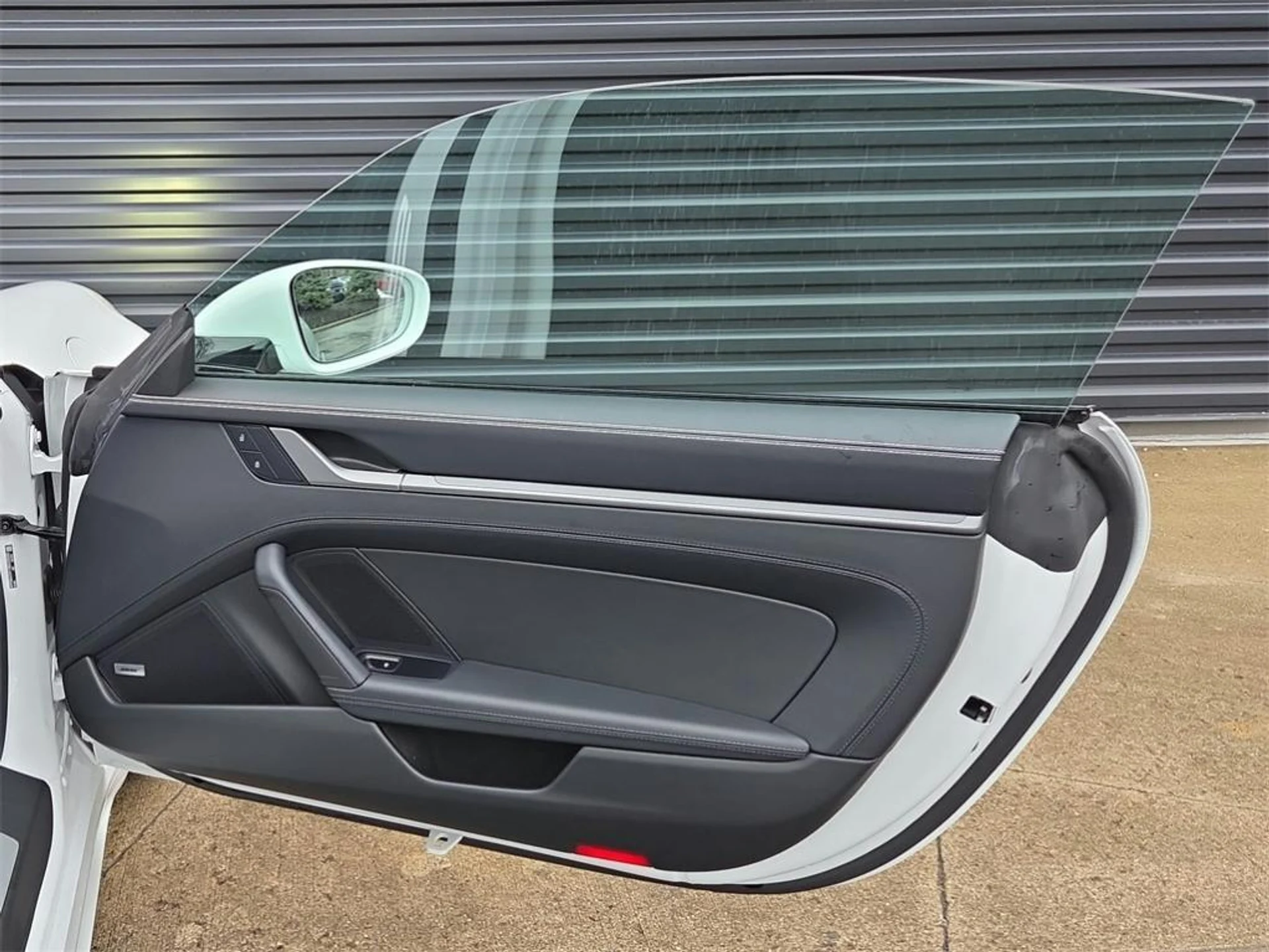 mph016_3262419865_j3v_M744hhnw_Ud_Q1m4ltor1_co_w_f373c019cb