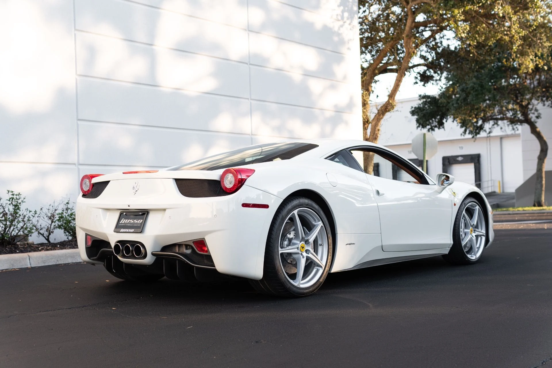 mph016_3265768983_Used_2011_Ferrari_458_Italia_1767072151_fcdd9e0f1a