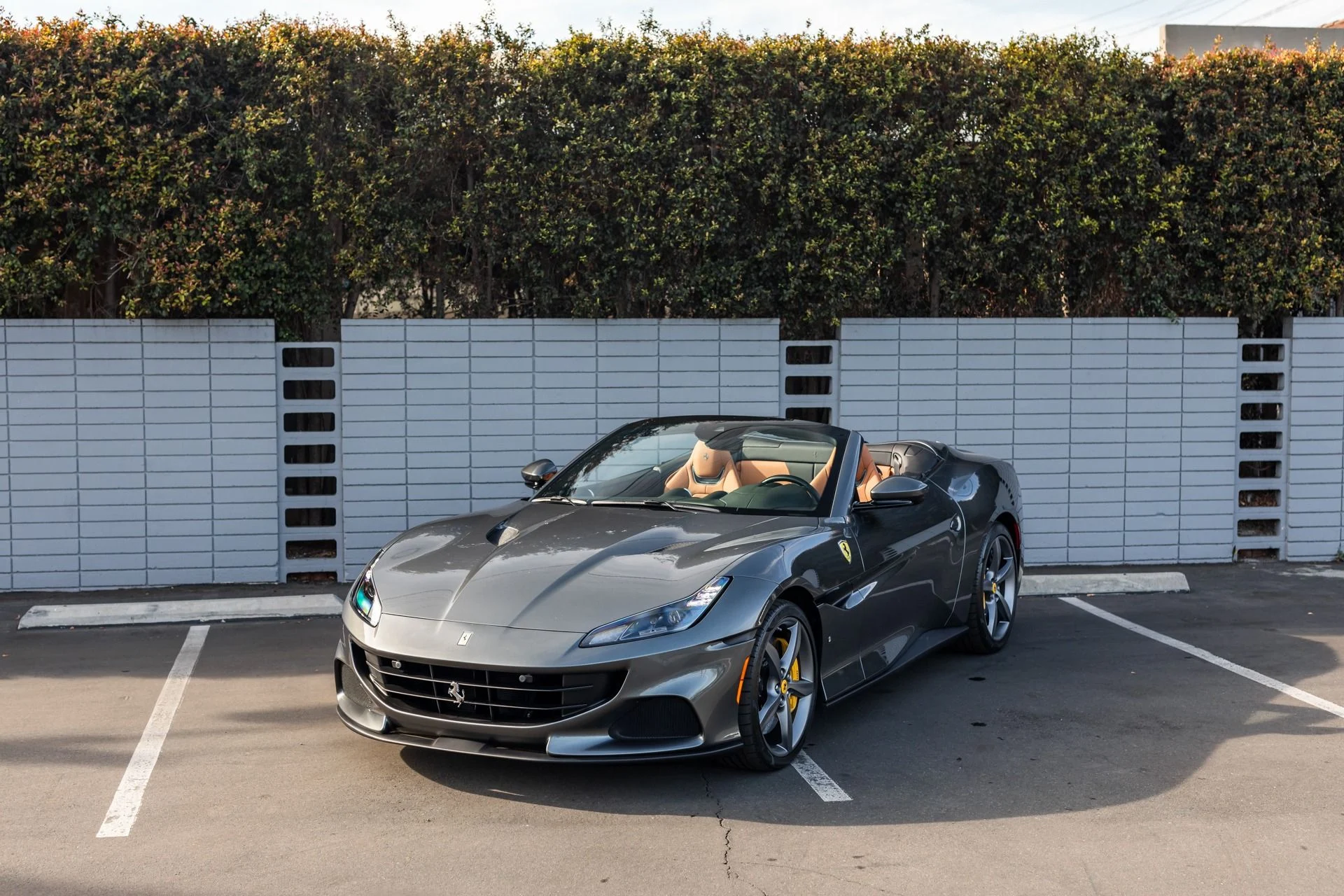 mph016_3265830841_Used_2023_Ferrari_Portofino_M_1735061504_283a20021e