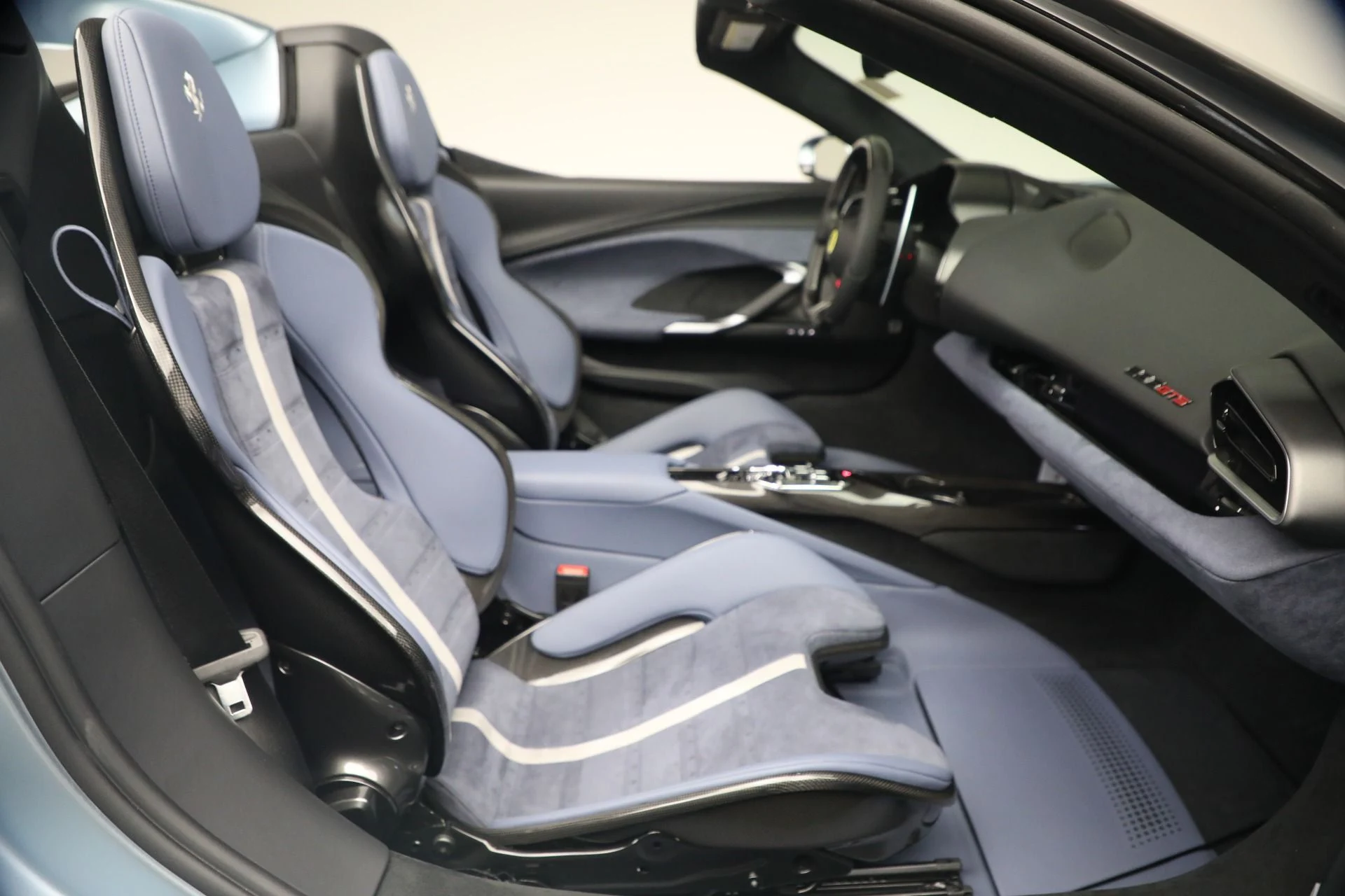 mph016_3267354845_Used_2026_Ferrari_296_GTS_1787677378_508c874c1b