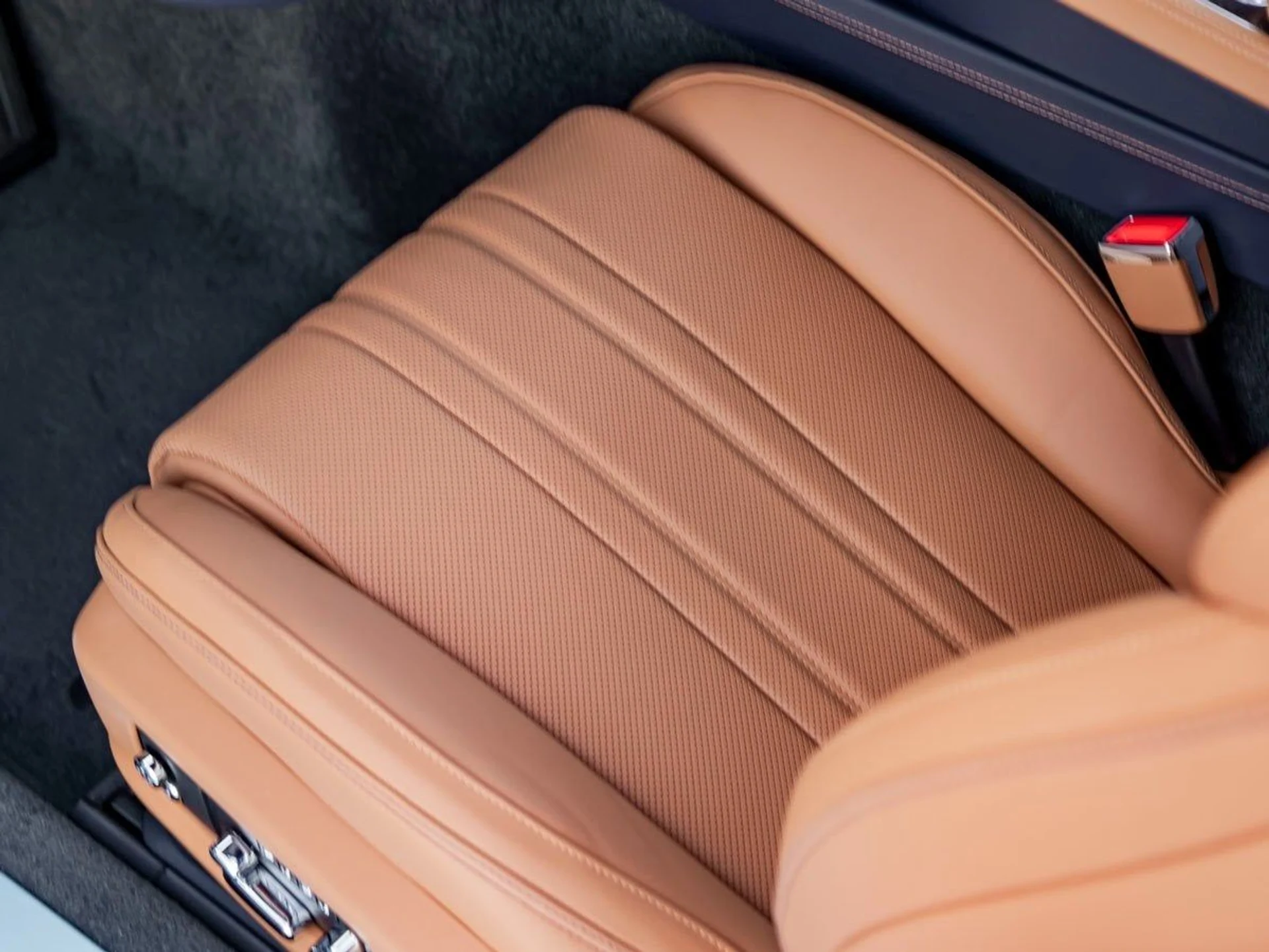 mph016_3273922121_17_e496c4636f