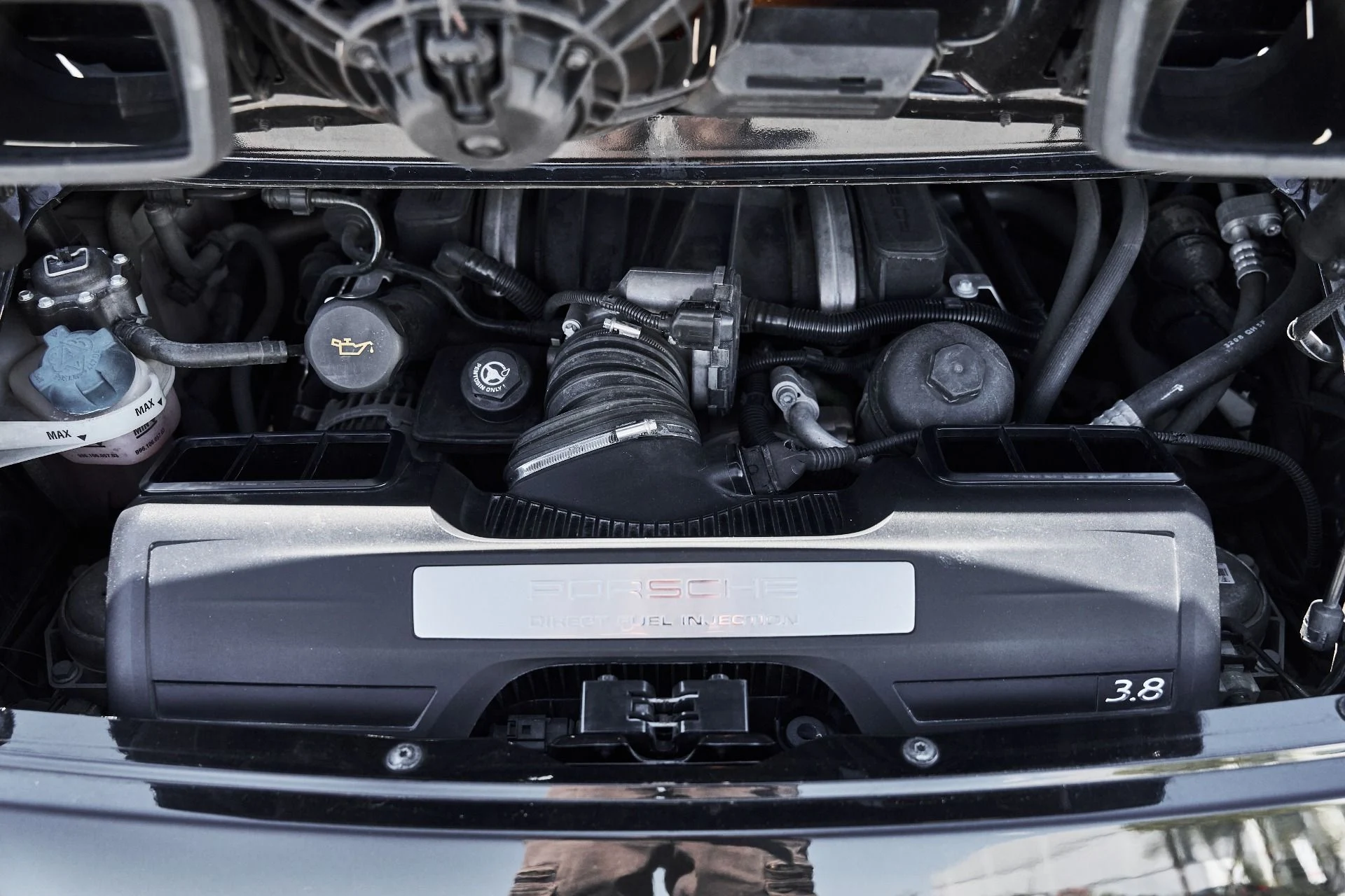 mph016_3275726131_Used_2010_Porsche_911_Carrera_S_1779210241_01ebbfbfb8