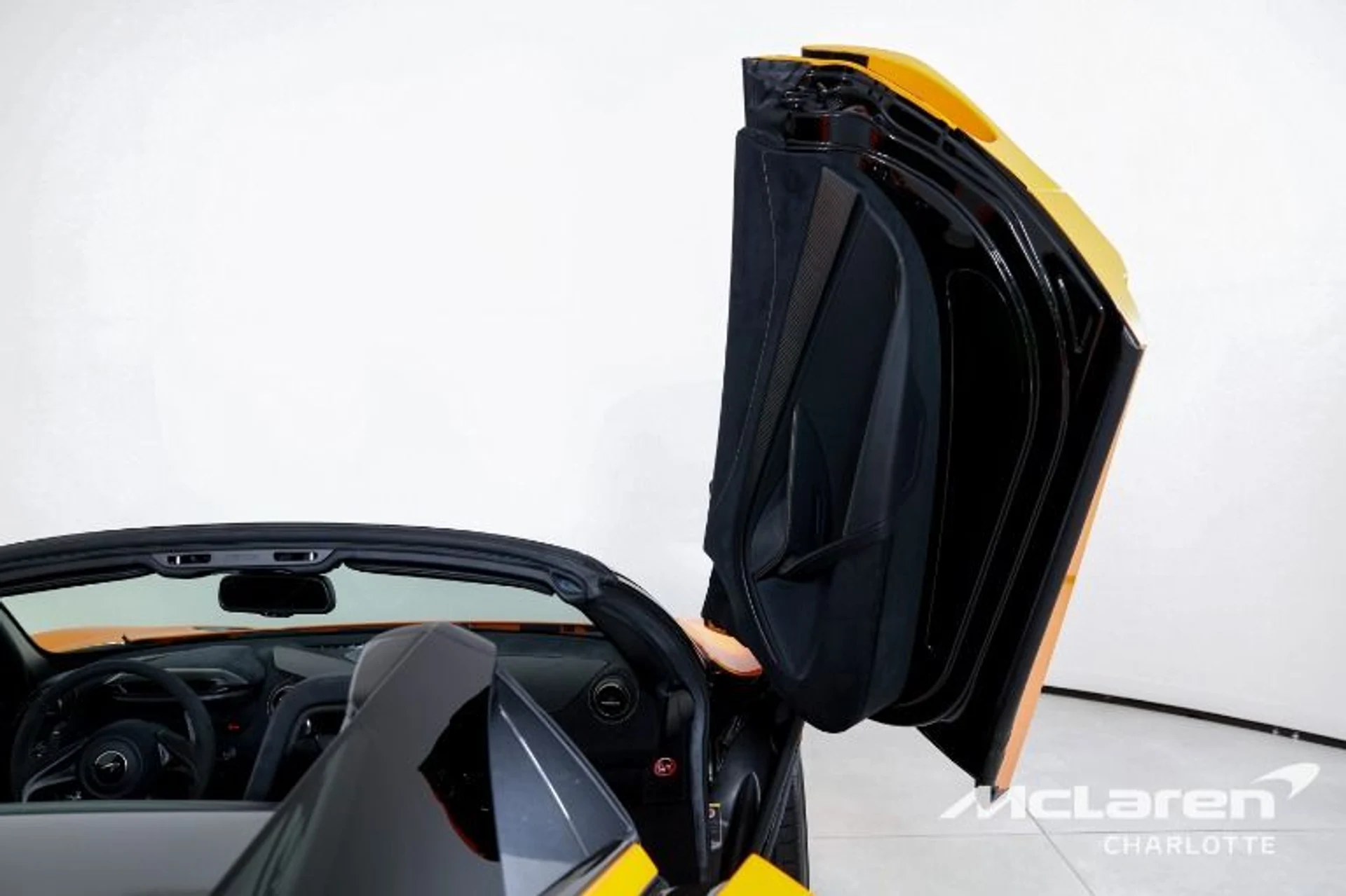 mph016_3280619190_Used_2020_Mc_Laren_720_S_Spider_Performance_2403176ace