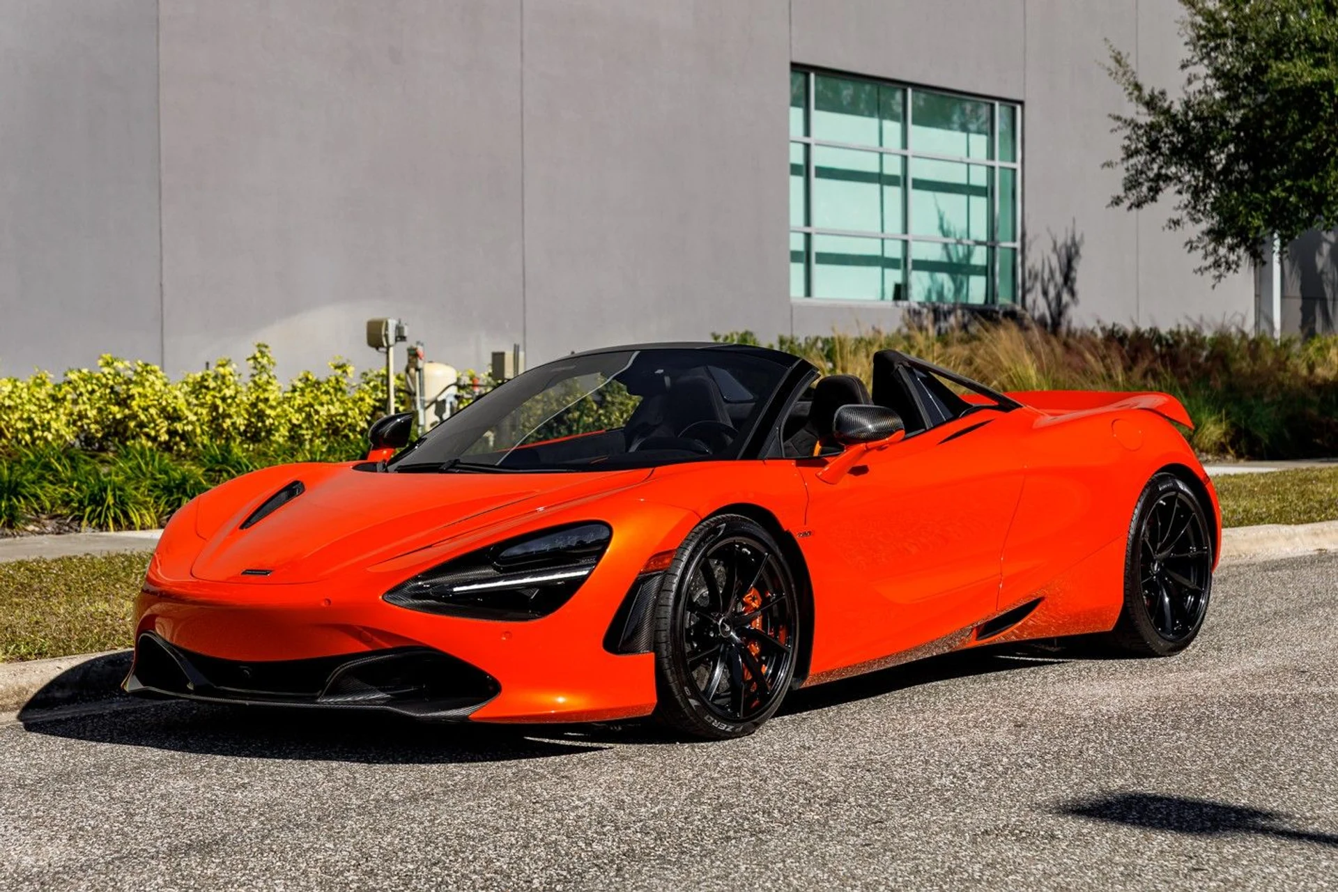 mph016_3284942903_625_p17_l_3bdf938e3e