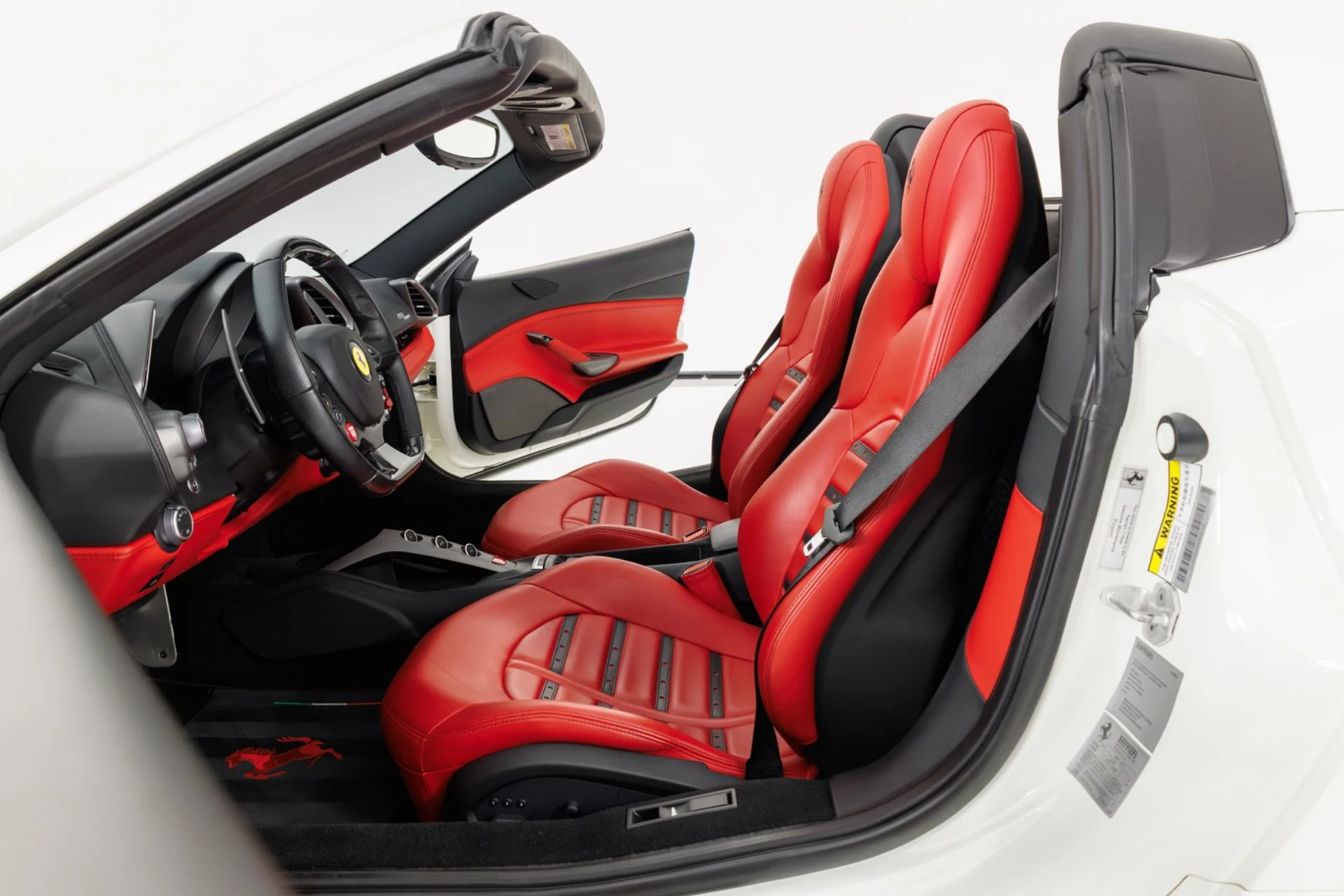 mph016_3285209727_Used_2017_Ferrari_488_Spider_1788390171_80653bfa25