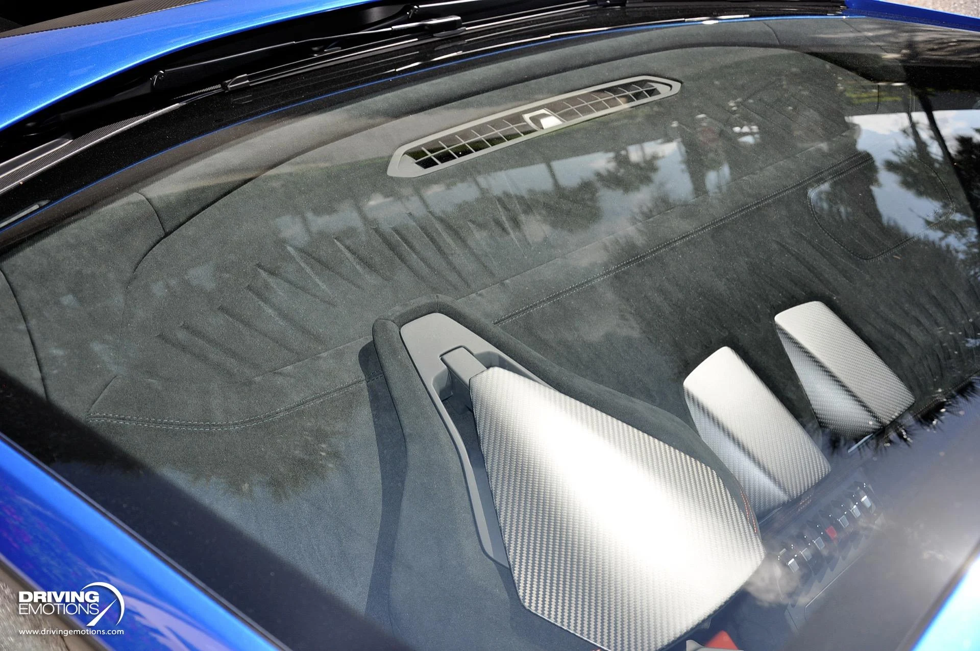 mph016_3287649817_743_p17_l_bc6f02be12