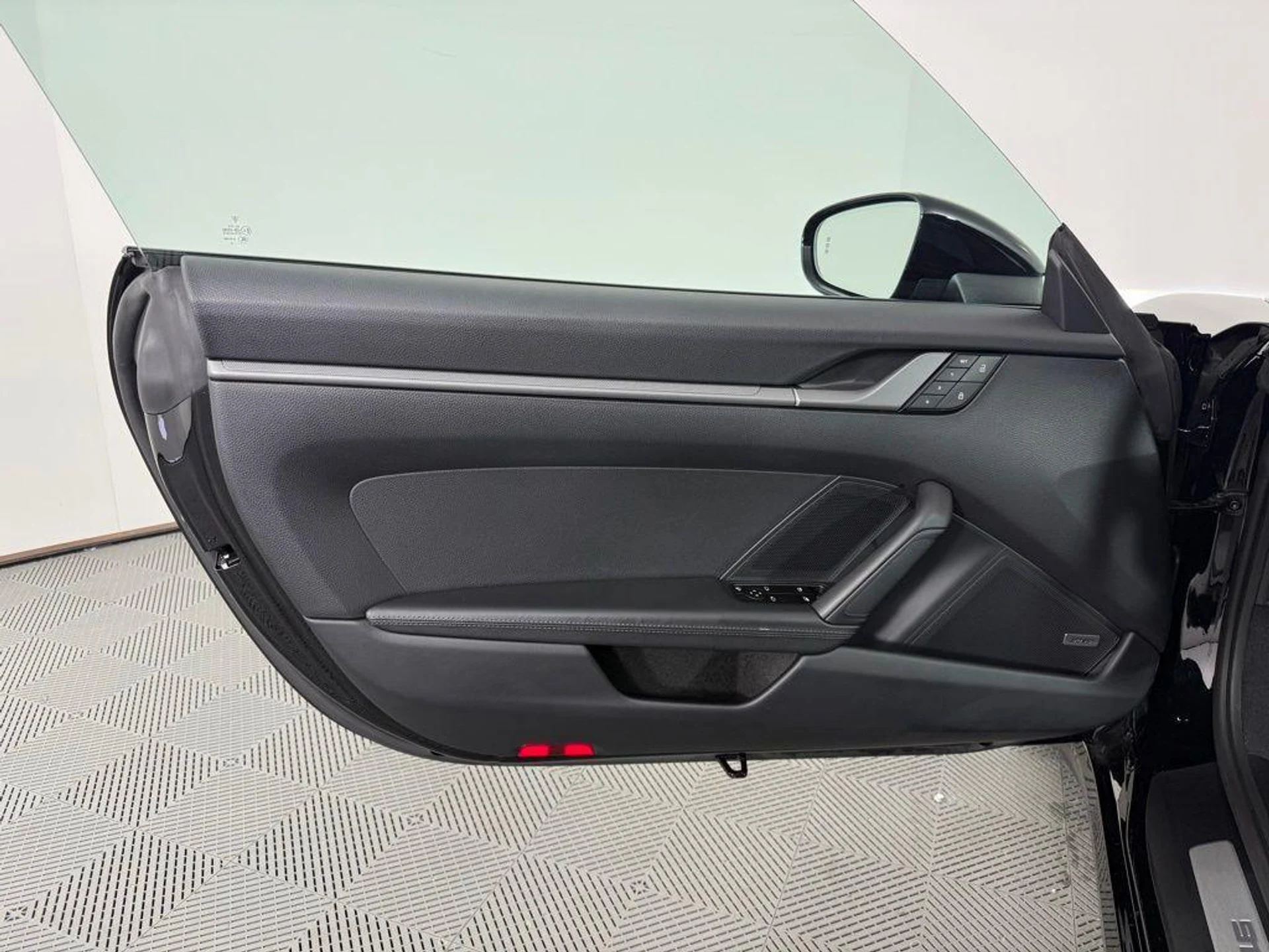 mph016_3294774252_Ess_D0_y_L3_G_i_D_Swm3z_H_Fv_RQ_Jsk_29b1e2a690