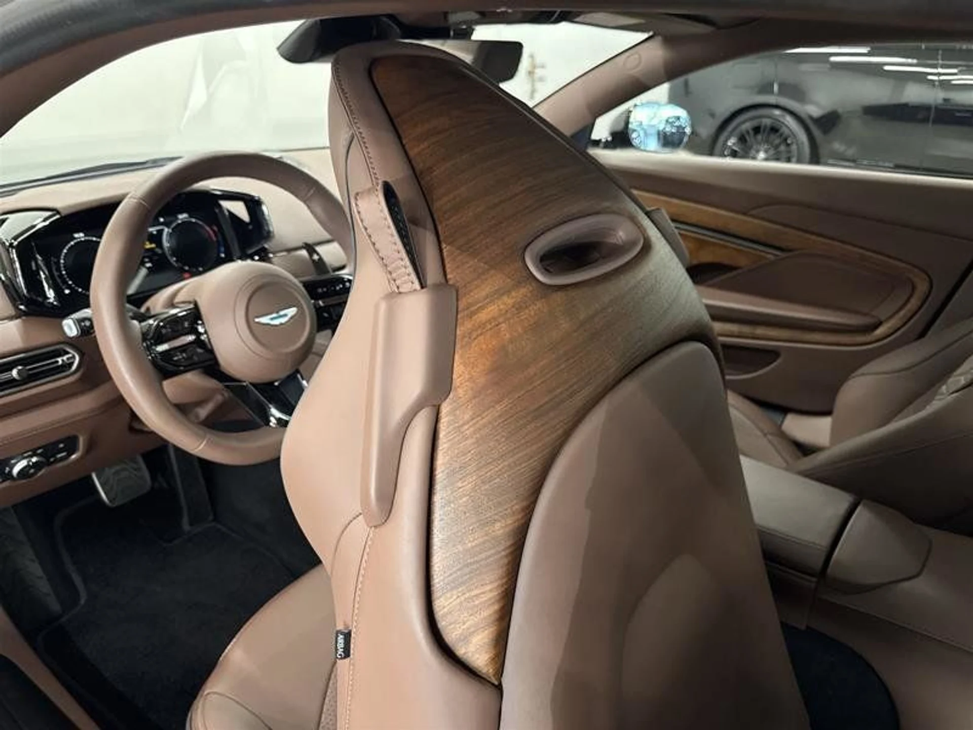 mph016_3301403222_37336028_06027_e5j4unk1_73214330e2