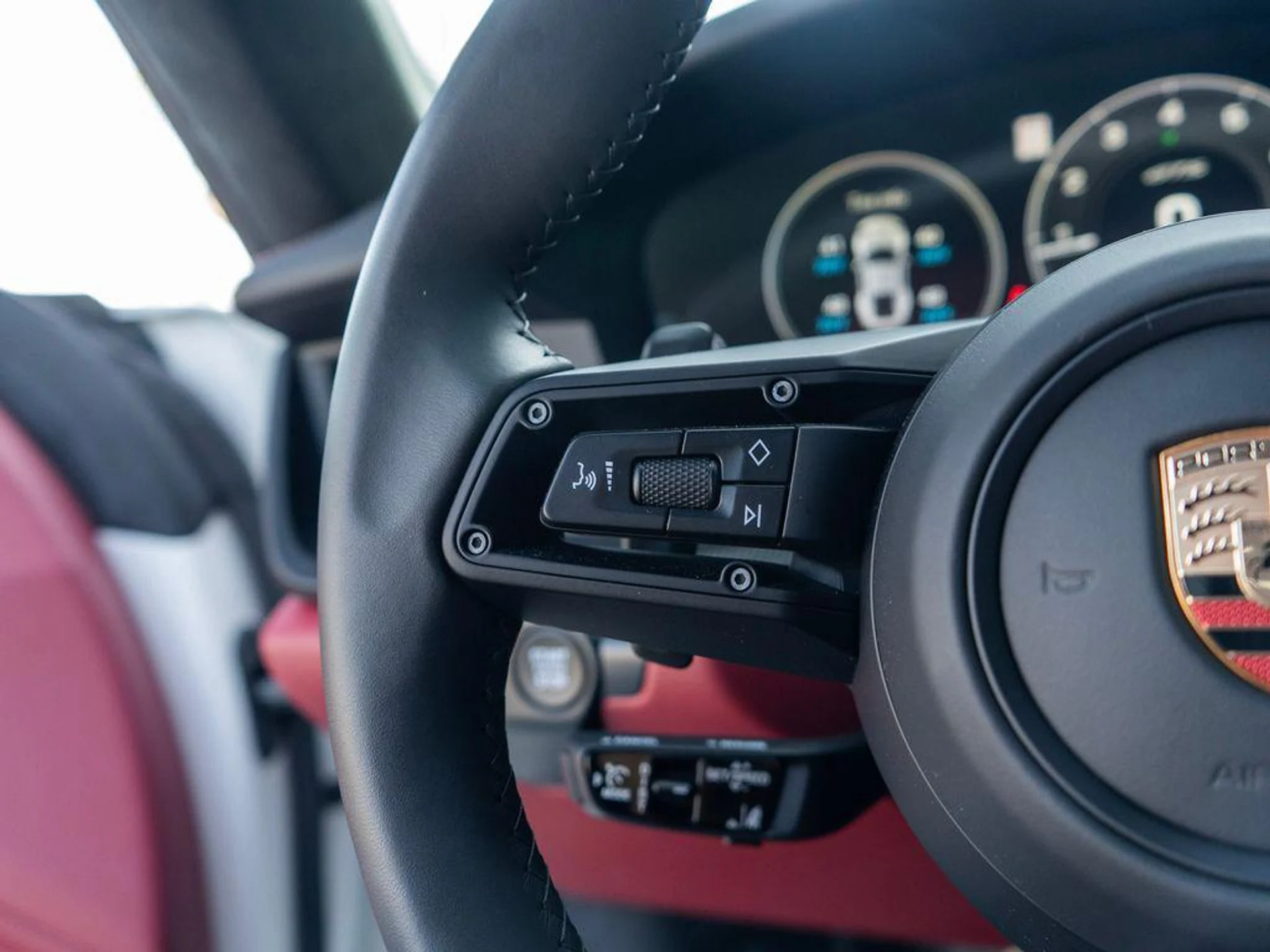 mph016_3301715187_R1_OALD_l_Ew_Pm_F_d7_E_Zsnv6sa_S1_U_c64b64752f