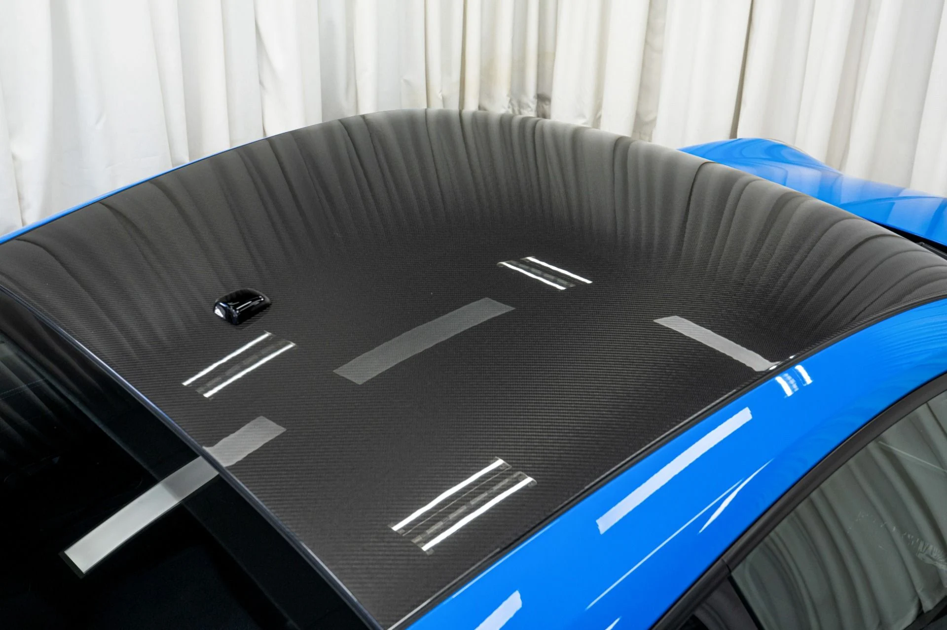 mph016_3306906866_Used_2022_Porsche_911_GT_3_6_Speed_1762362597_be28d98e9f