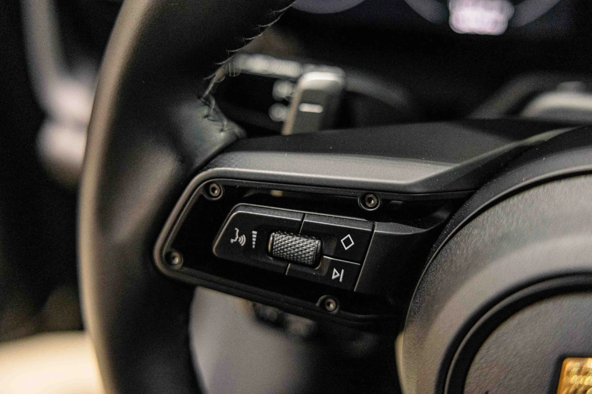 mph016_3307085494_x_Q_5445082785