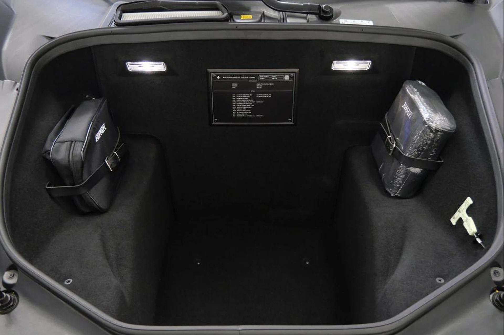 mph016_331110632_I7s_OG_8_Z_Vvq_Yz_Y3ja_C_Vjzs_F_Asis_856b09a4f1