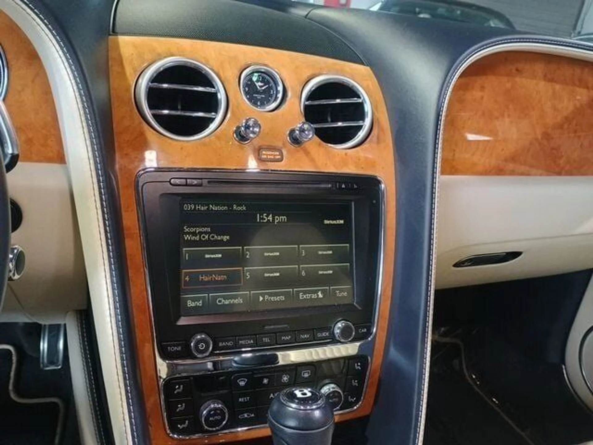 mph016_3313874555_04a76e0b51_640_6a571a7acf