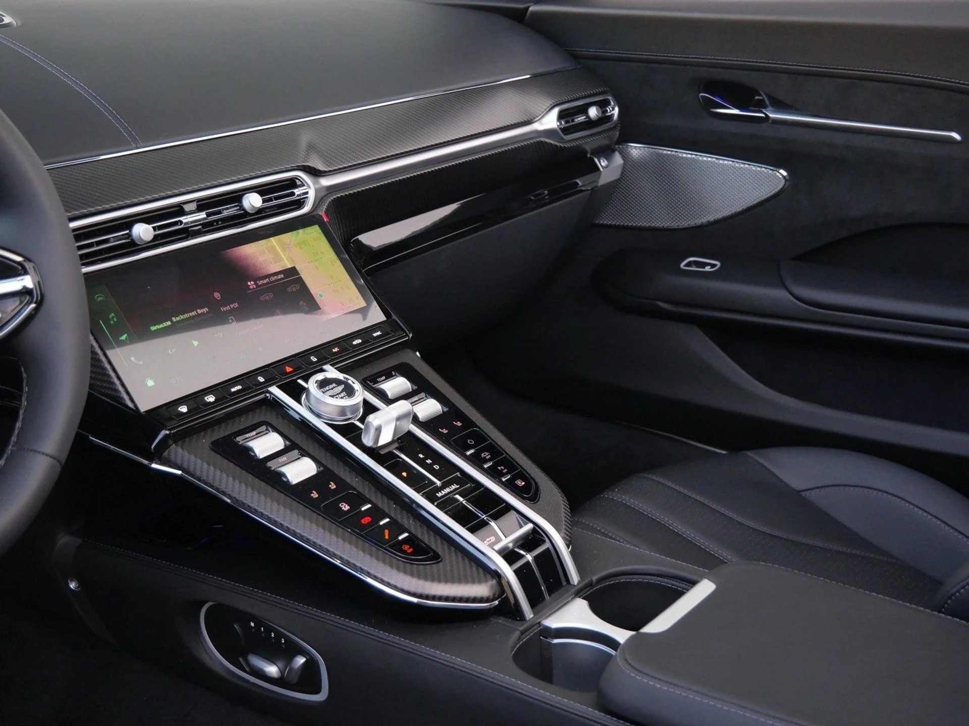 mph016_3314610483_d5b1db83a9356cfcdc53b859284f4729x_5440090cbe