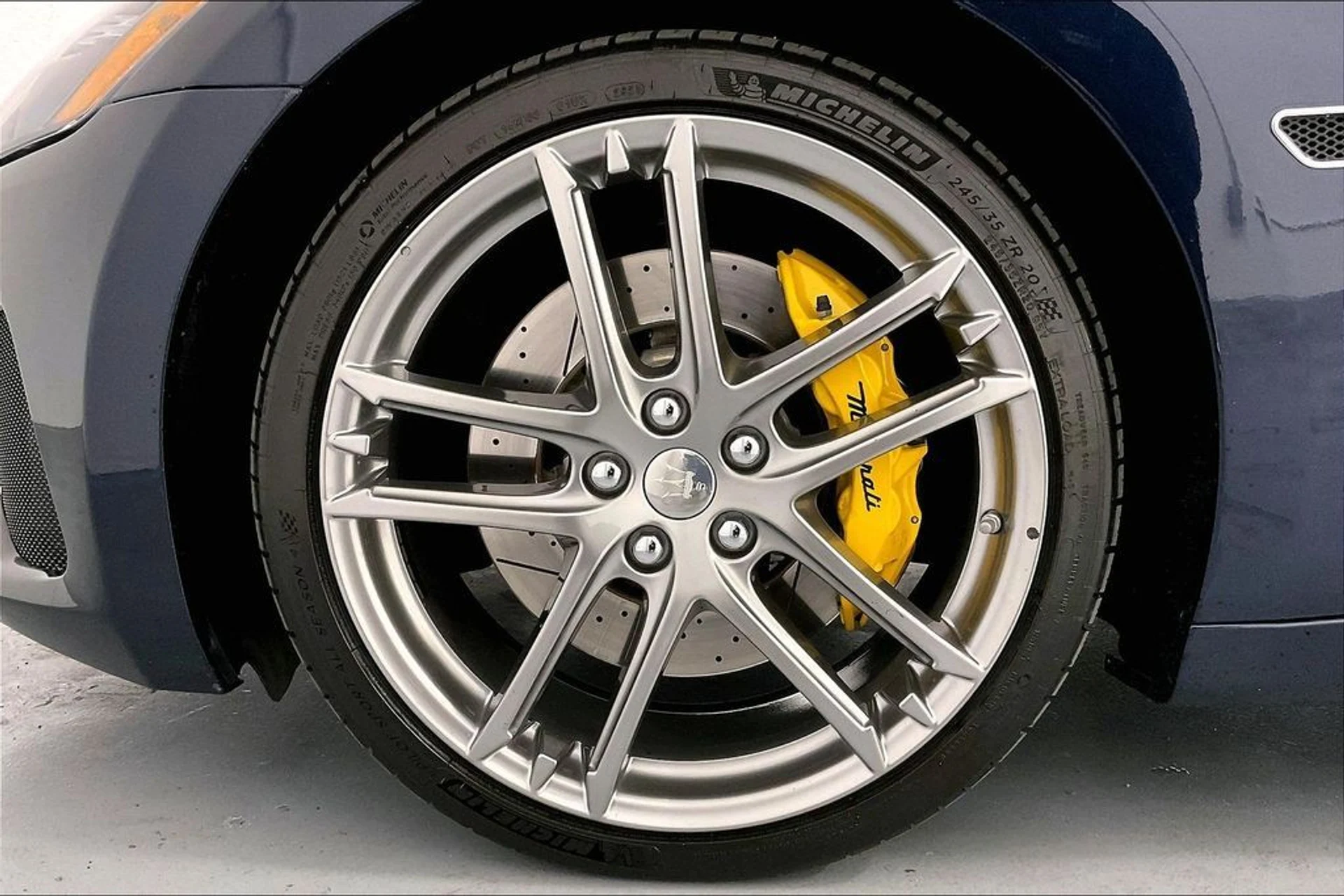 mph016_3319187327_eb8ced43e0f30bc0b63f78e594dd3c91x_c039ee1934