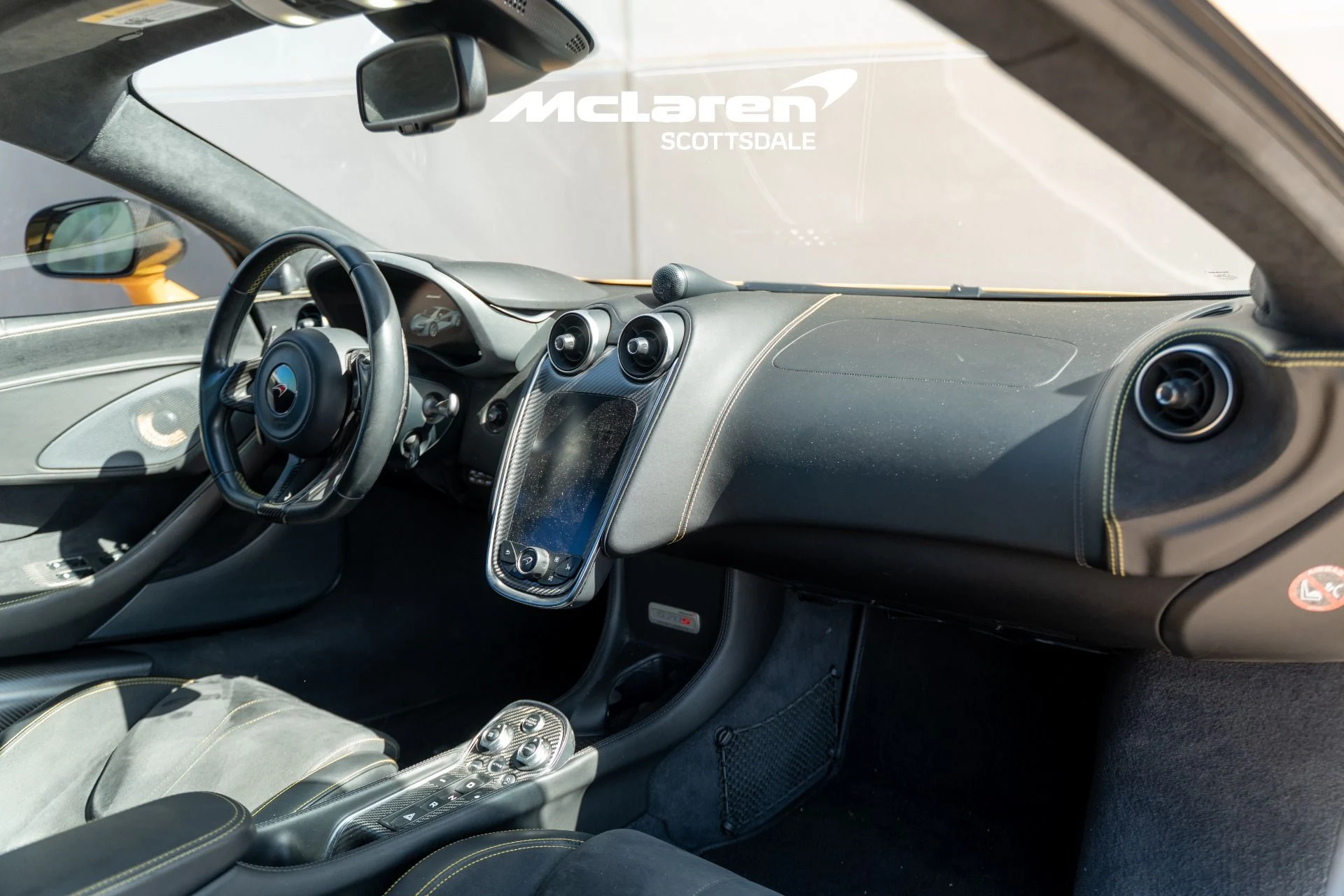 mph016_3321062838_Used_2017_MCLAREN_570_S_COUPE_1783701356_132a1706ba