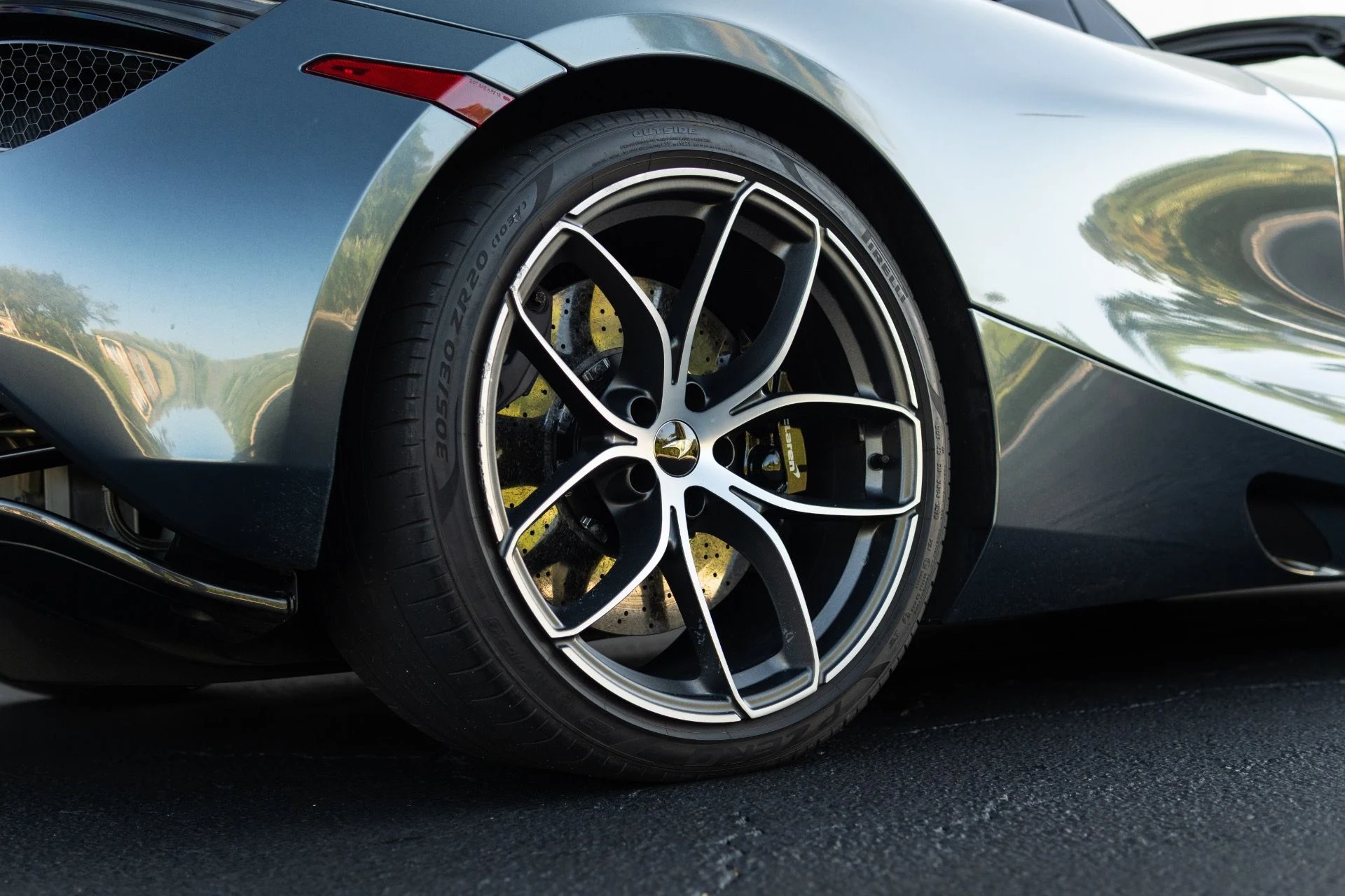 mph016_3322725253_Used_2020_Mc_Laren_720_S_Spider_1766779807_a2d0c2866a