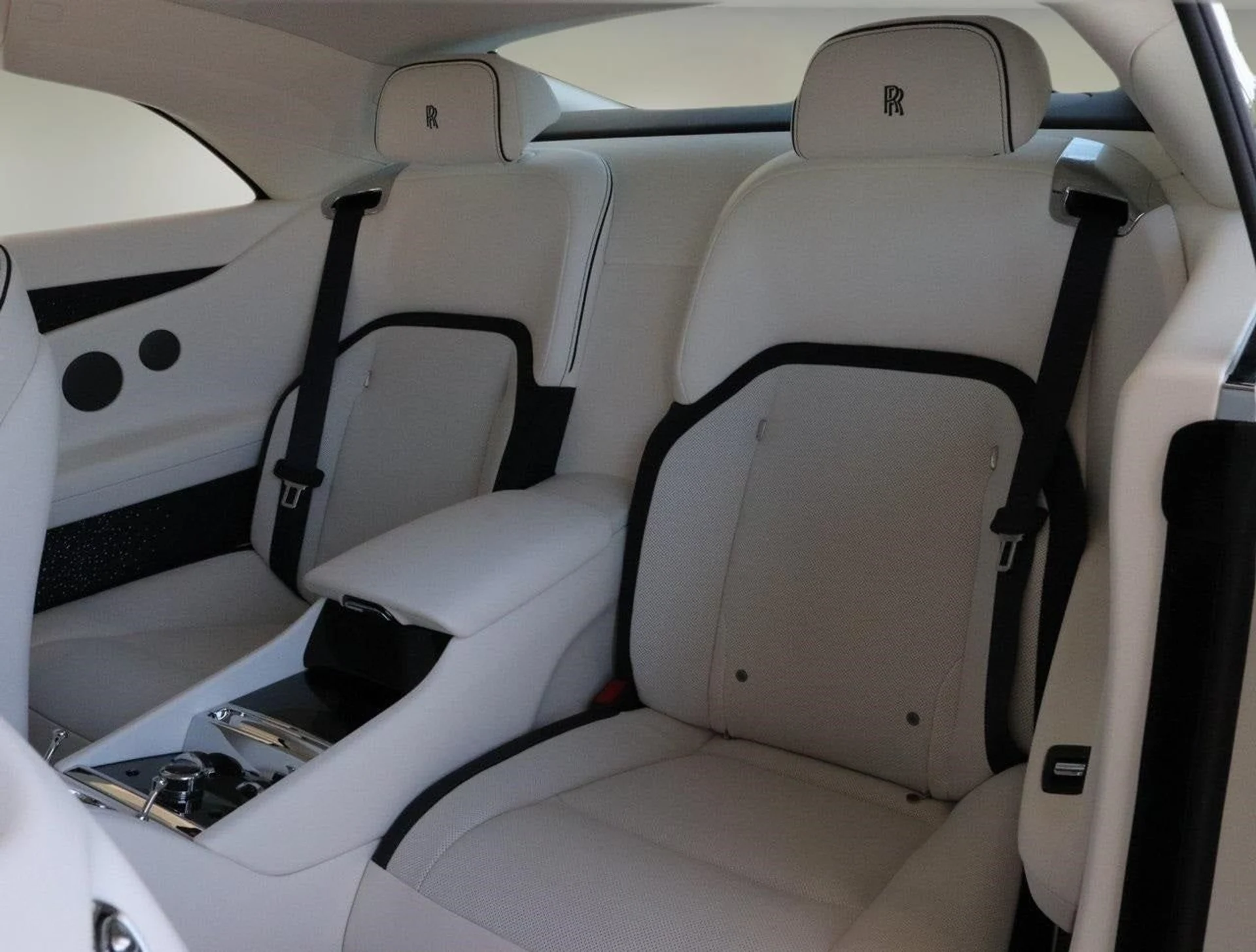 mph016_3324507865_17_eaea5d8074