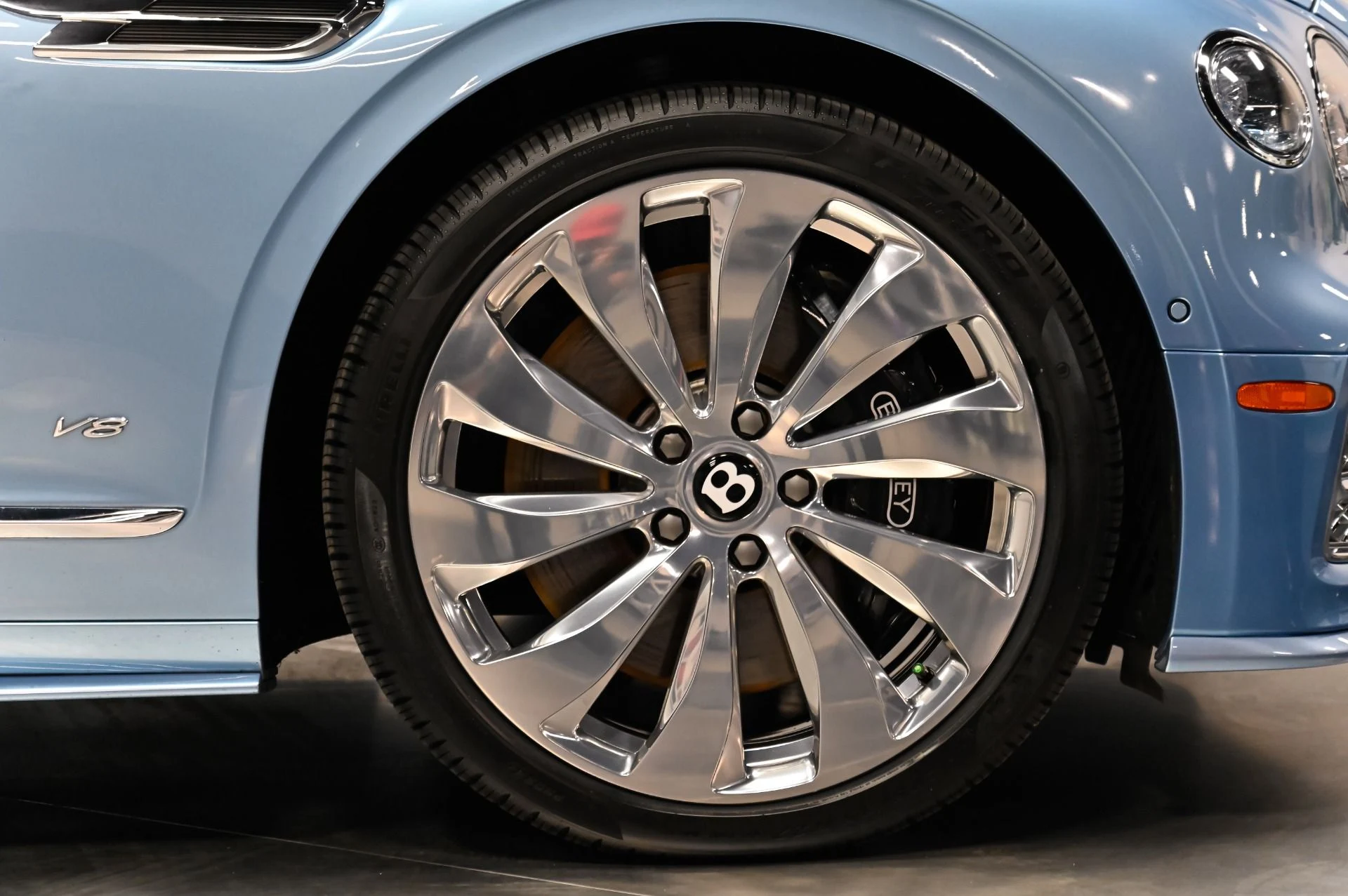 mph016_3326755374_Used_2022_Bentley_Flying_Spur_V8_1790876824_b5d98855ca