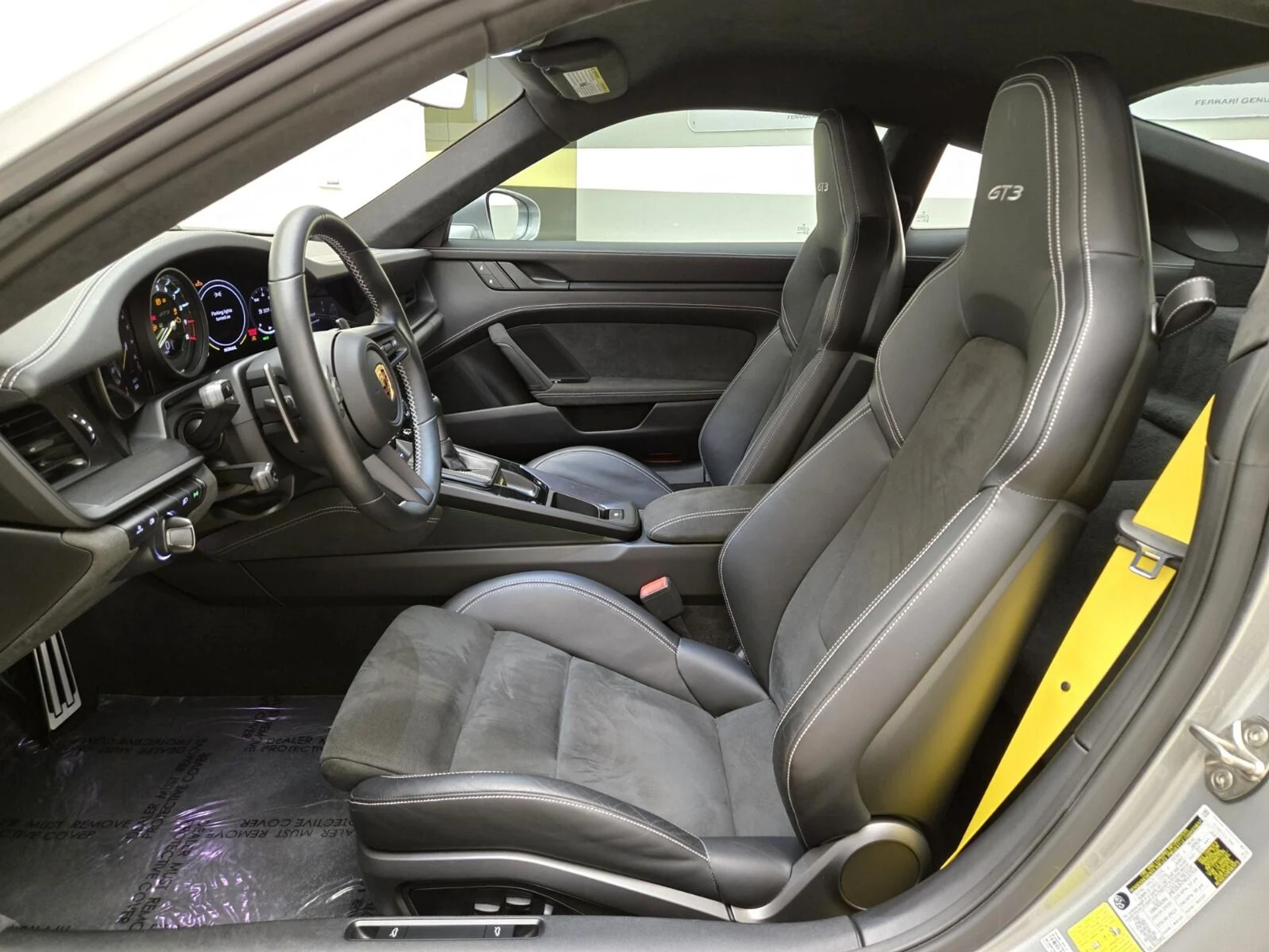 mph016_3331854695_Used_2022_Porsche_911_GT_3_1768977959_8dc4af4a52