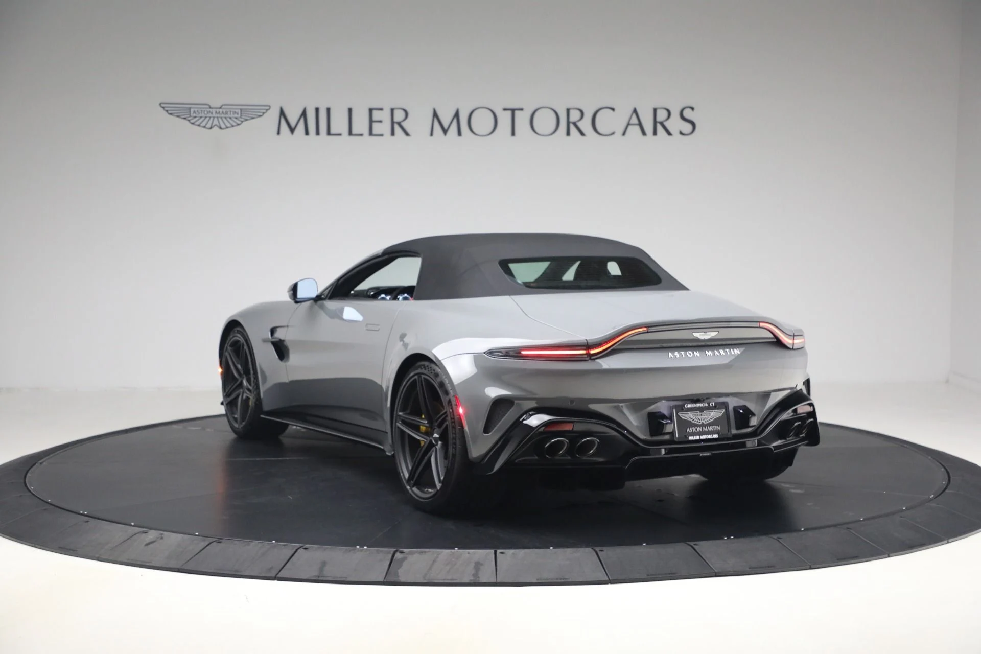 mph016_3332763856_New_2026_Aston_Martin_Vantage_Roadster_1790027458_175000a57f