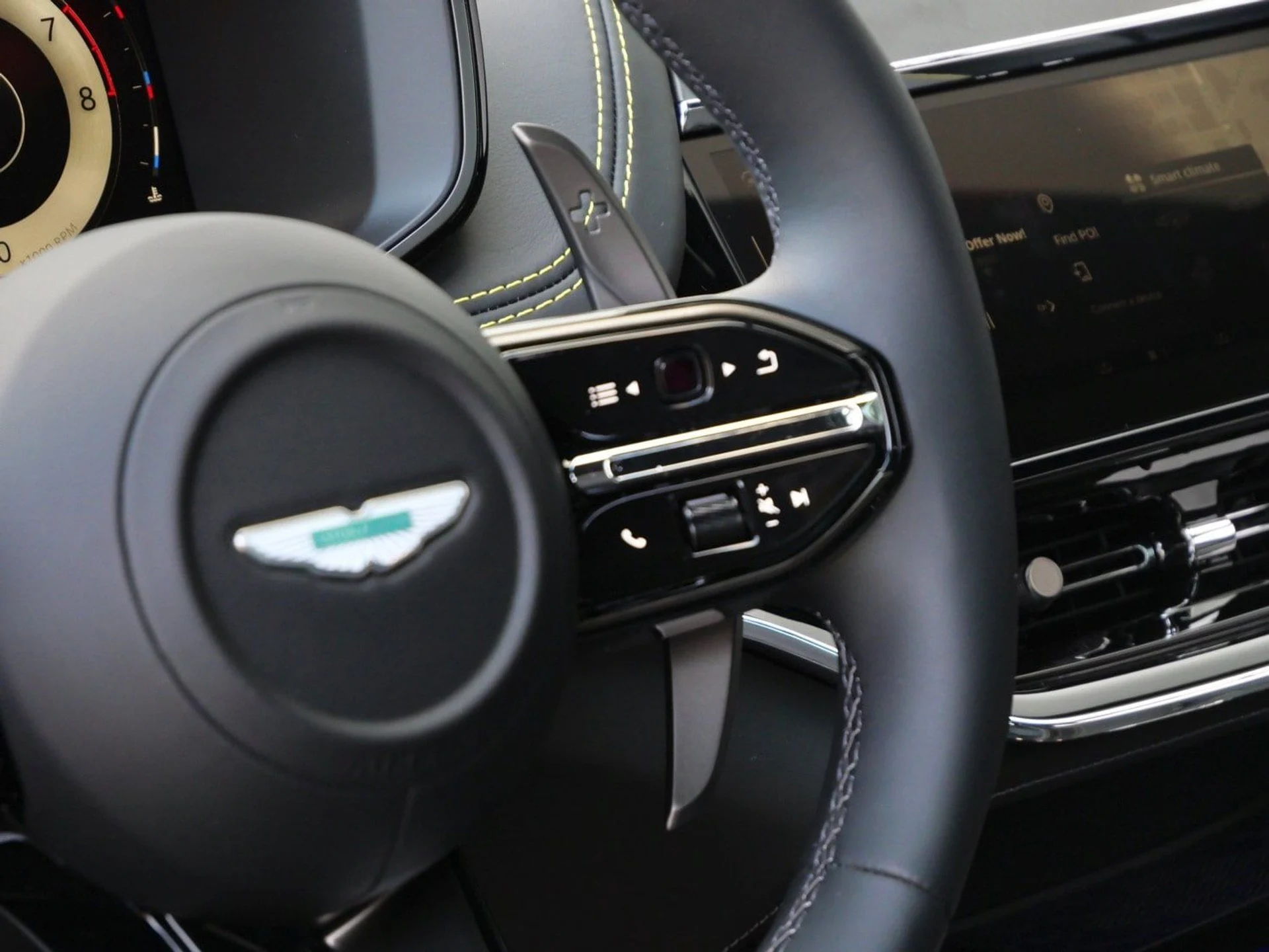 mph016_3332903356_5f8704eb9804982bffe77816d65060c4x_8305c31a82