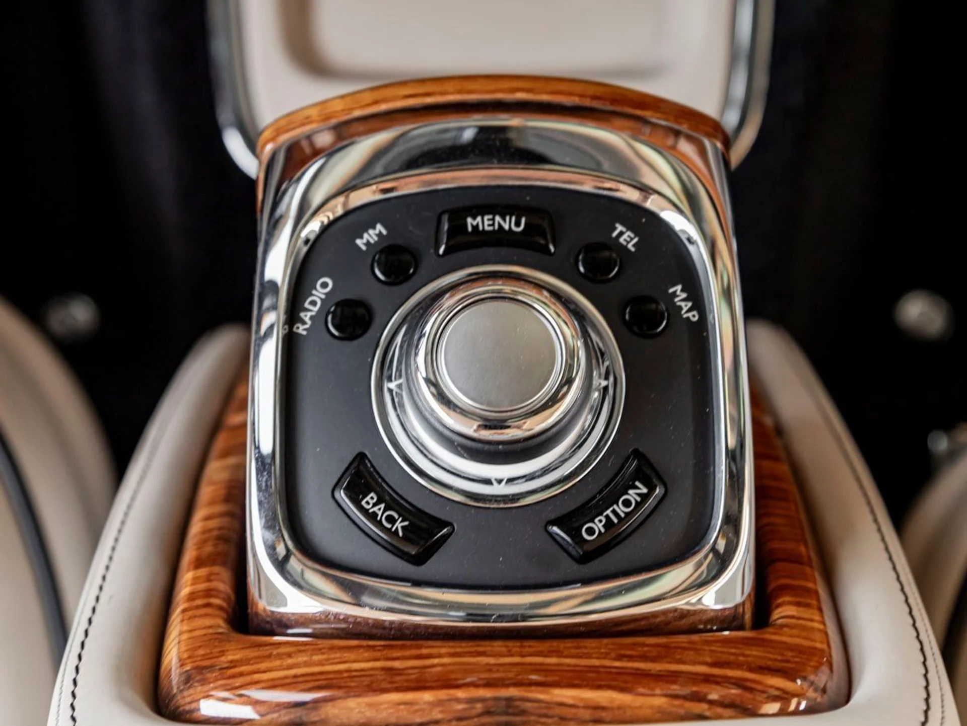 mph016_3333007337_17_a7431ff82e