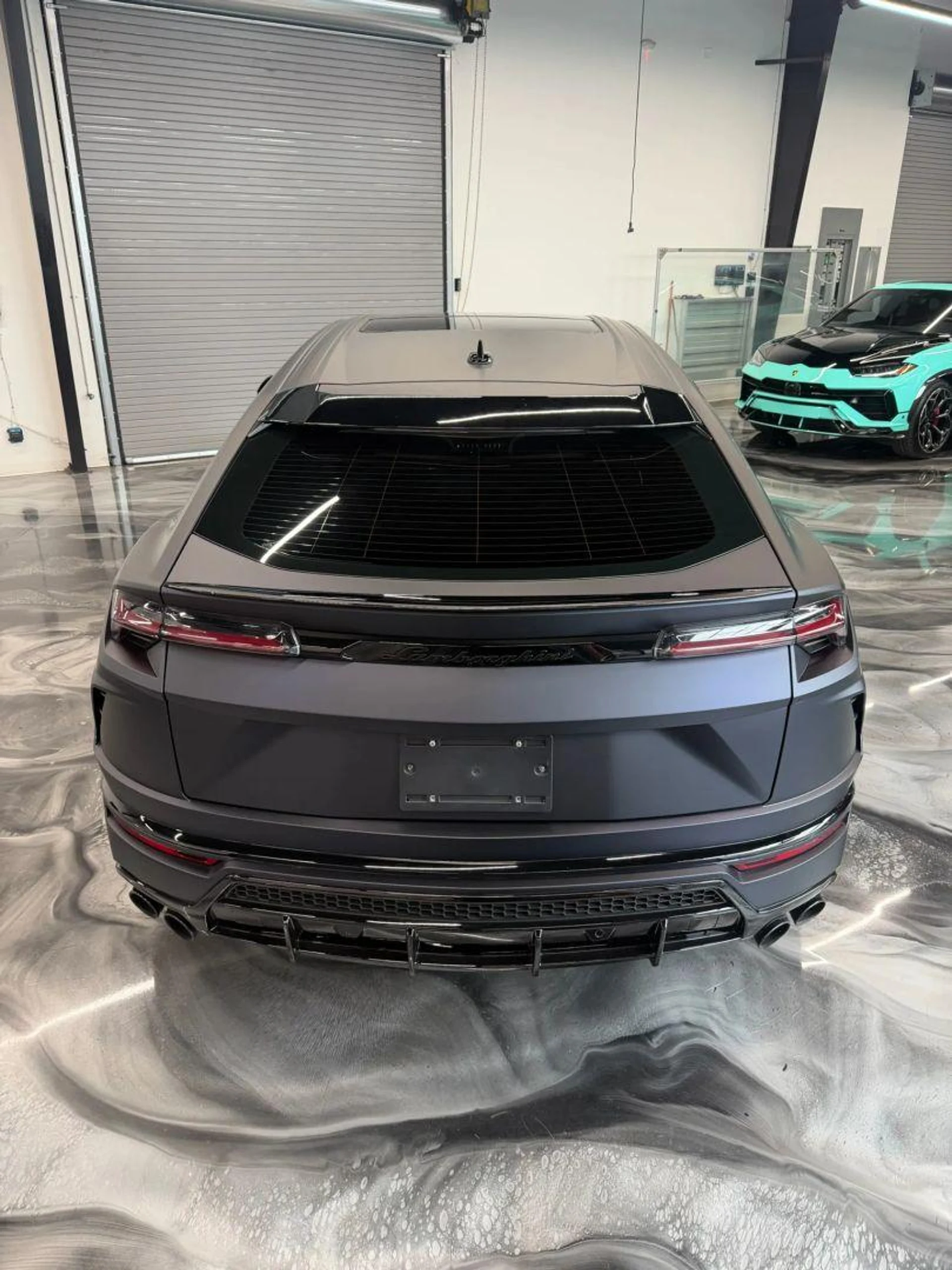 mph016_3335118935_Used_2022_Lamborghini_Urus_Sport_Utility_4_D_1784762921_ca49622972