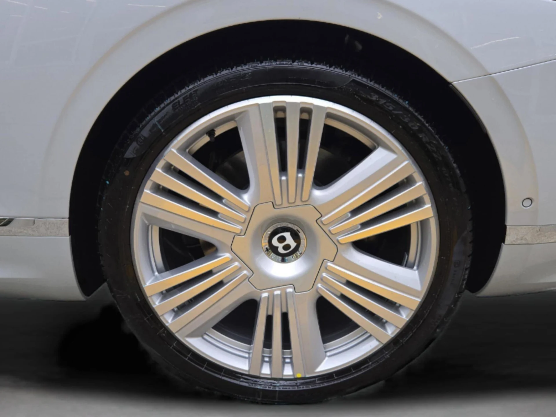 mph016_3335127001_7486d5950a9ed44490ec9753fa1877e2x_7ac1350144